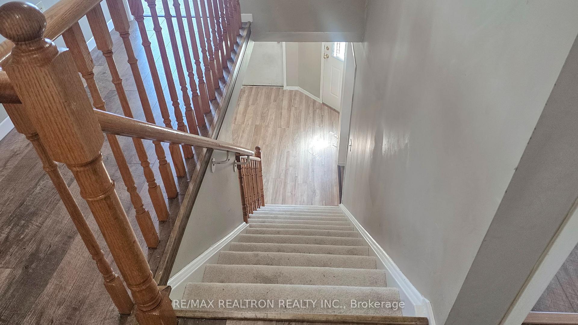 Photo 20 of 68 Patterson Crescent, Ajax, Central — HOMEH