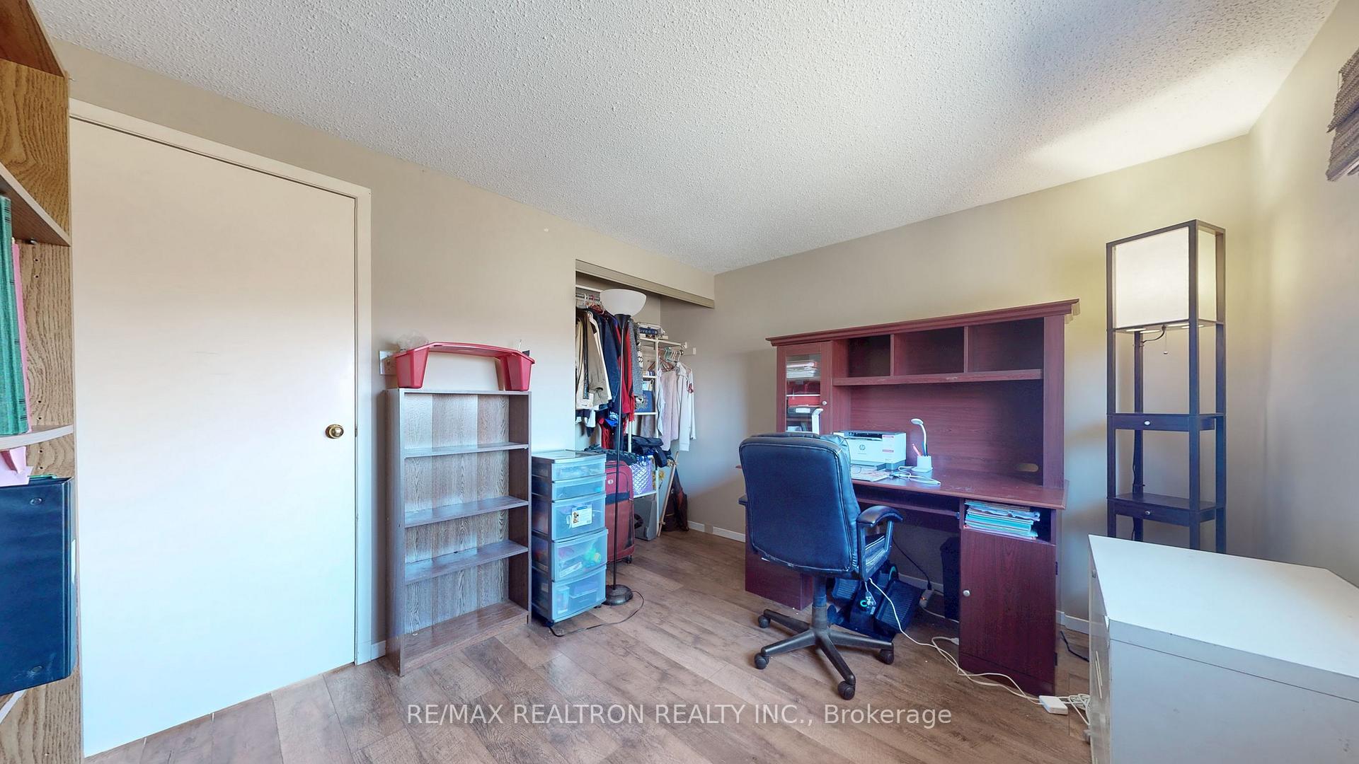 Photo 37 of 68 Patterson Crescent, Ajax, Central — HOMEH