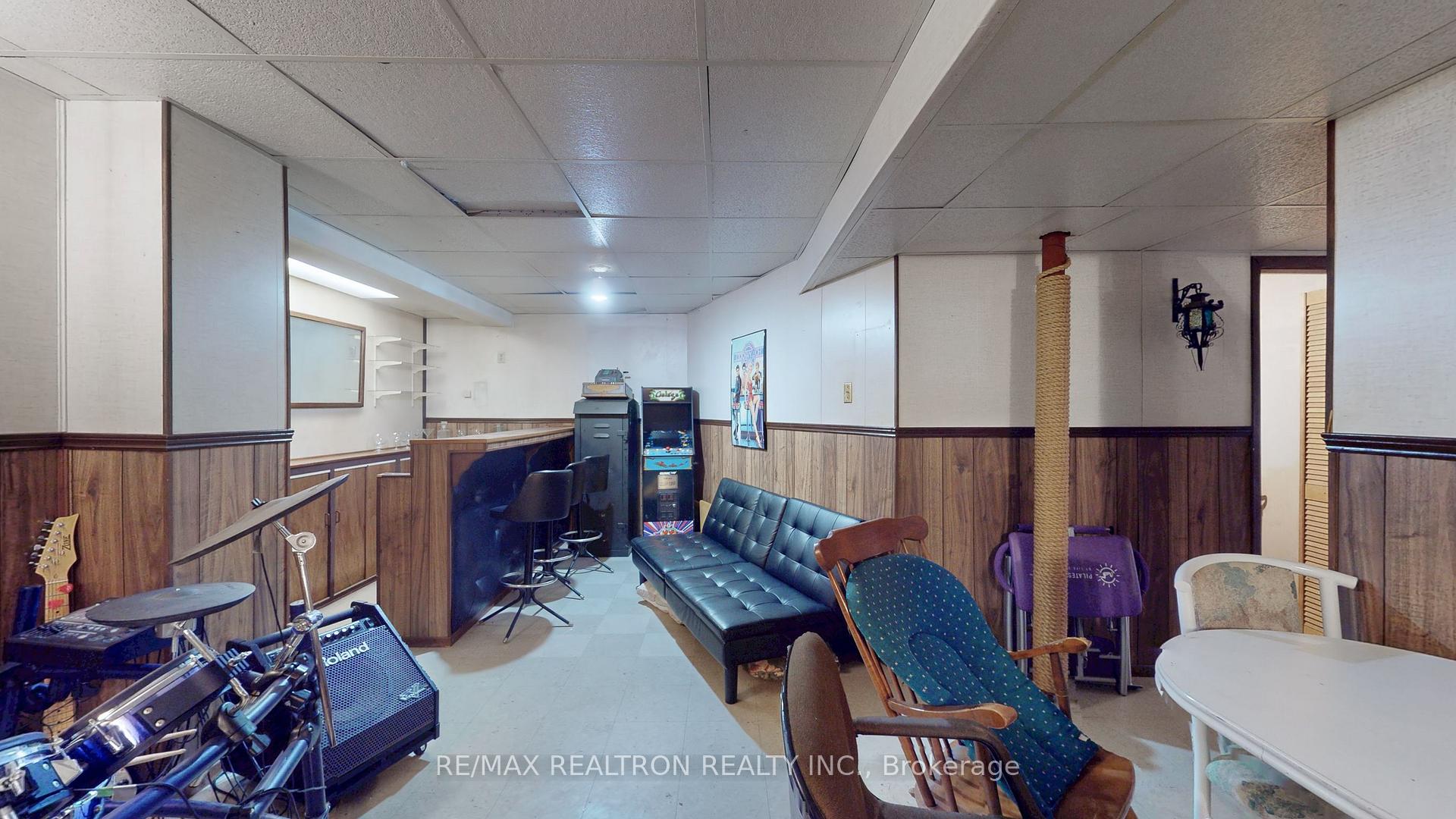 Photo 43 of 68 Patterson Crescent, Ajax, Central — HOMEH