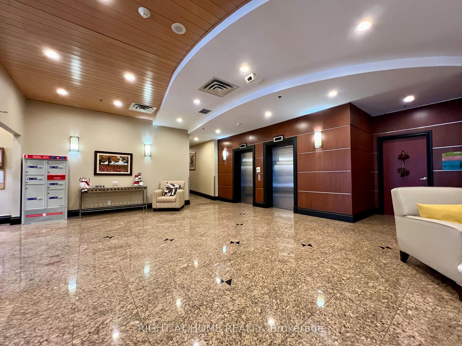 Photo 3 of Unit 305, 1797 Queen Street E, Toronto, The Beaches — HOMEH