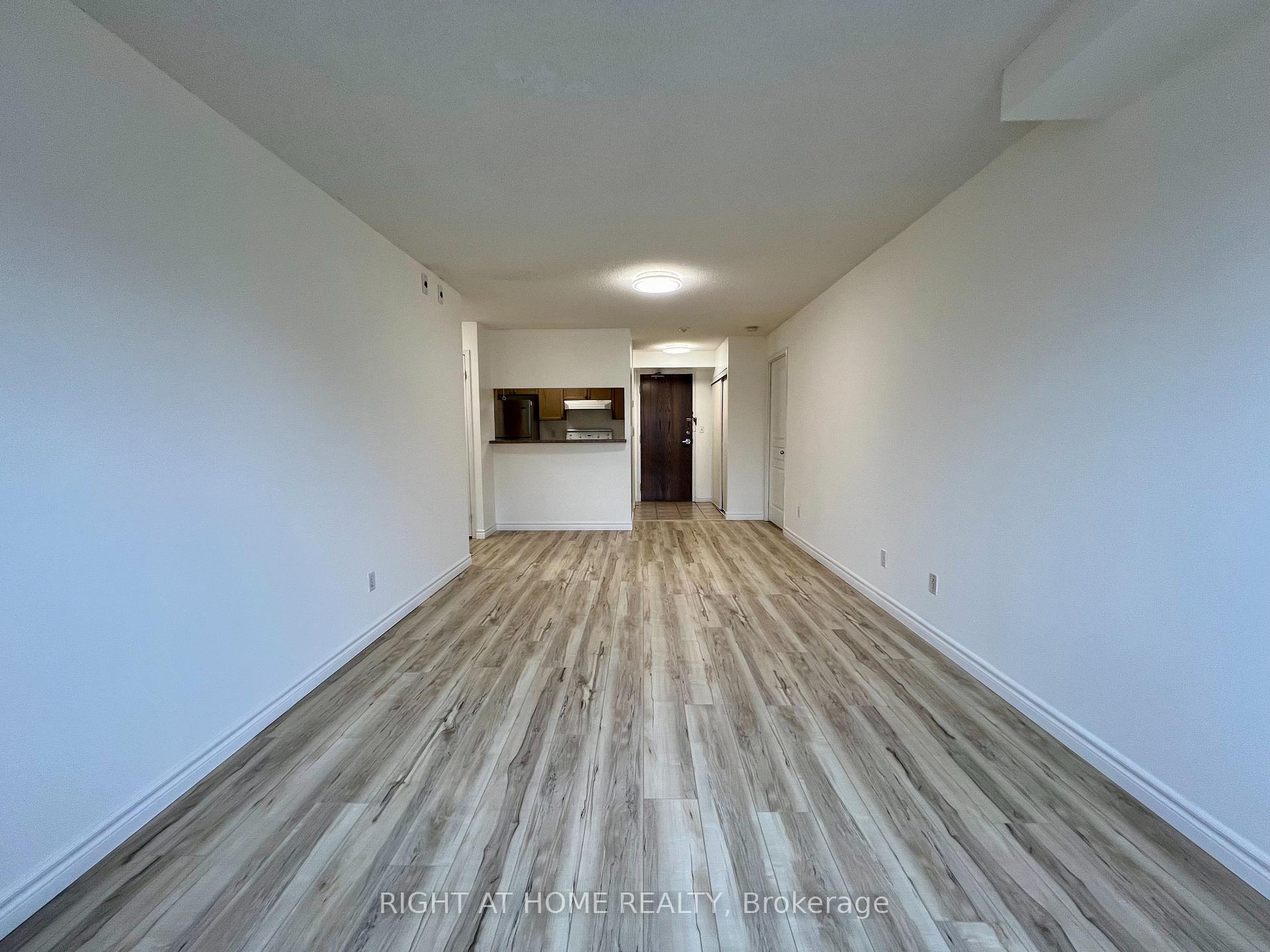 Photo 9 of Unit 305, 1797 Queen Street E, Toronto, The Beaches — HOMEH