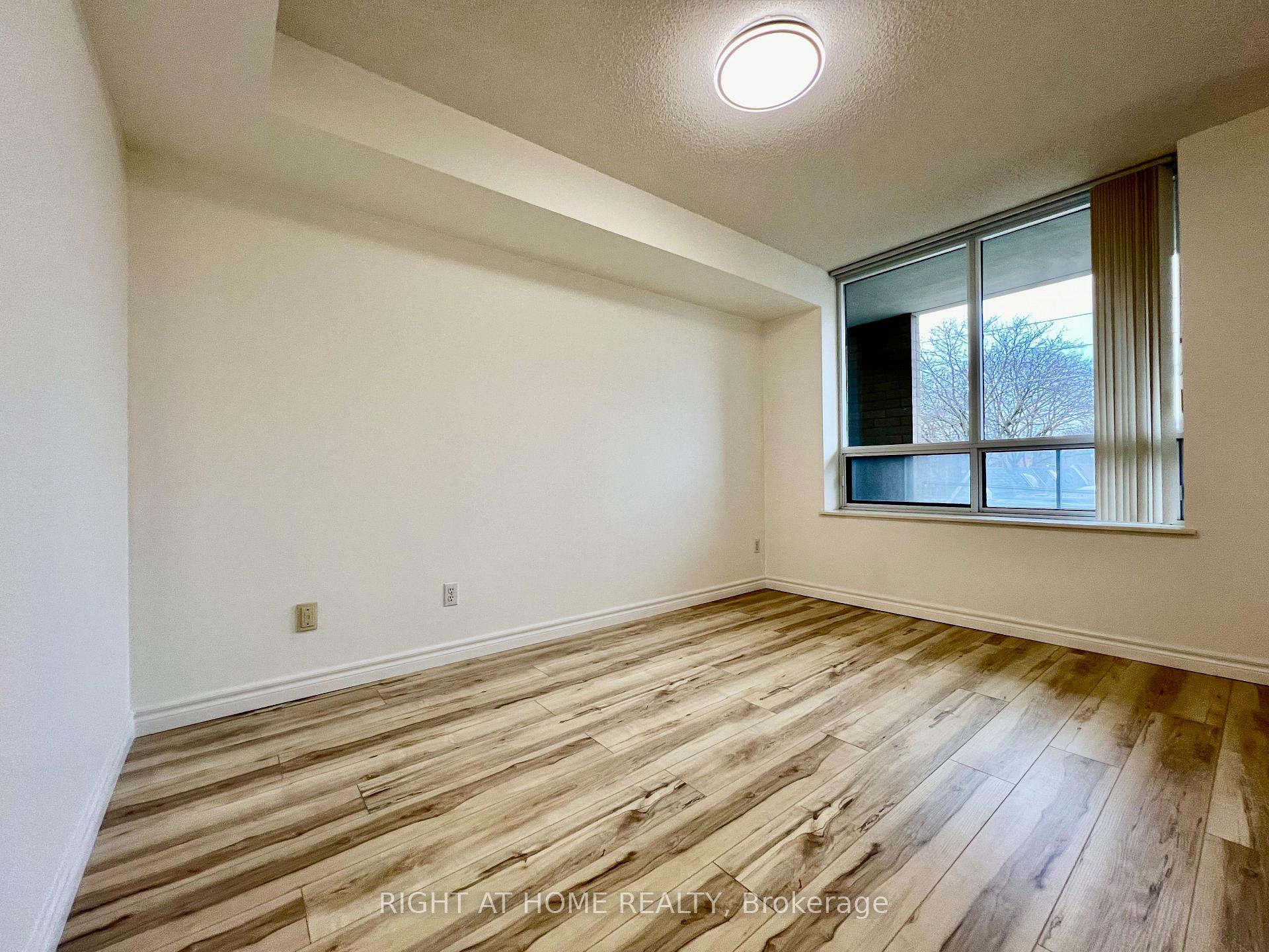 Photo 12 of Unit 305, 1797 Queen Street E, Toronto, The Beaches — HOMEH