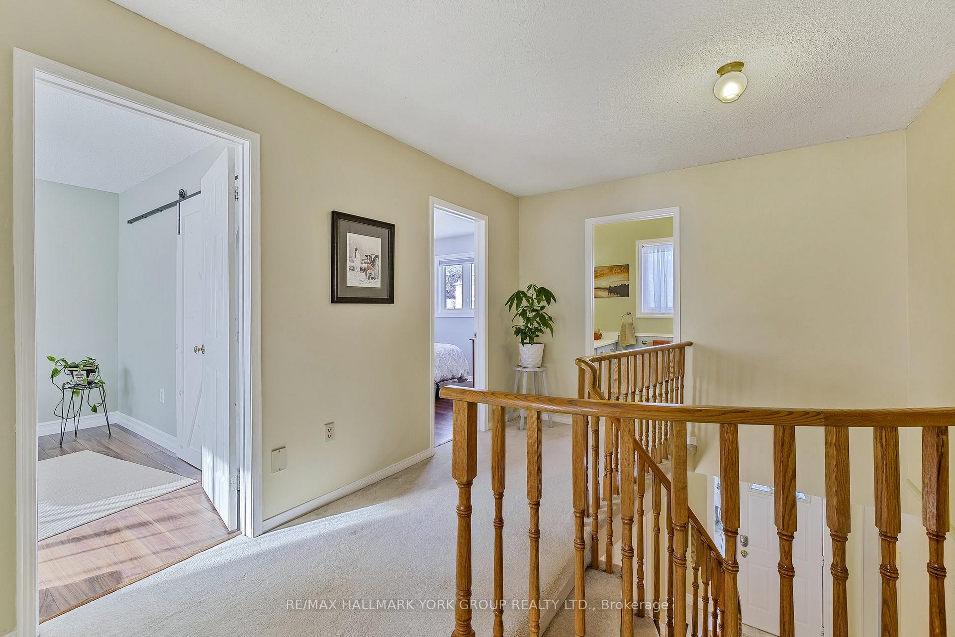 Photo 20 of 80 Autumn Way, Aurora, Aurora Heights — HOMEH