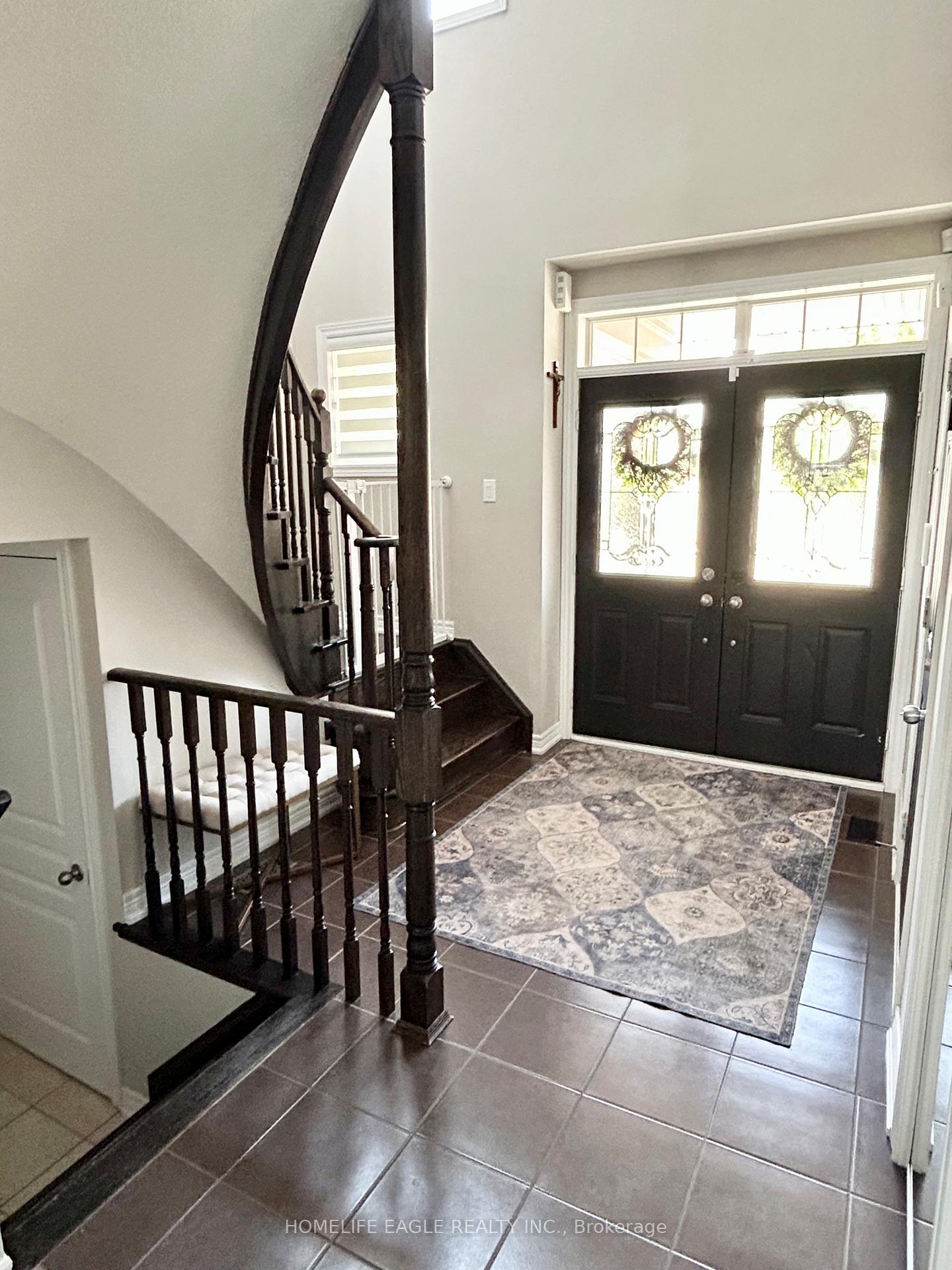 Photo 1 of 39 Bramsey Street, Georgina, Sutton & Jackson's Point — HOMEH