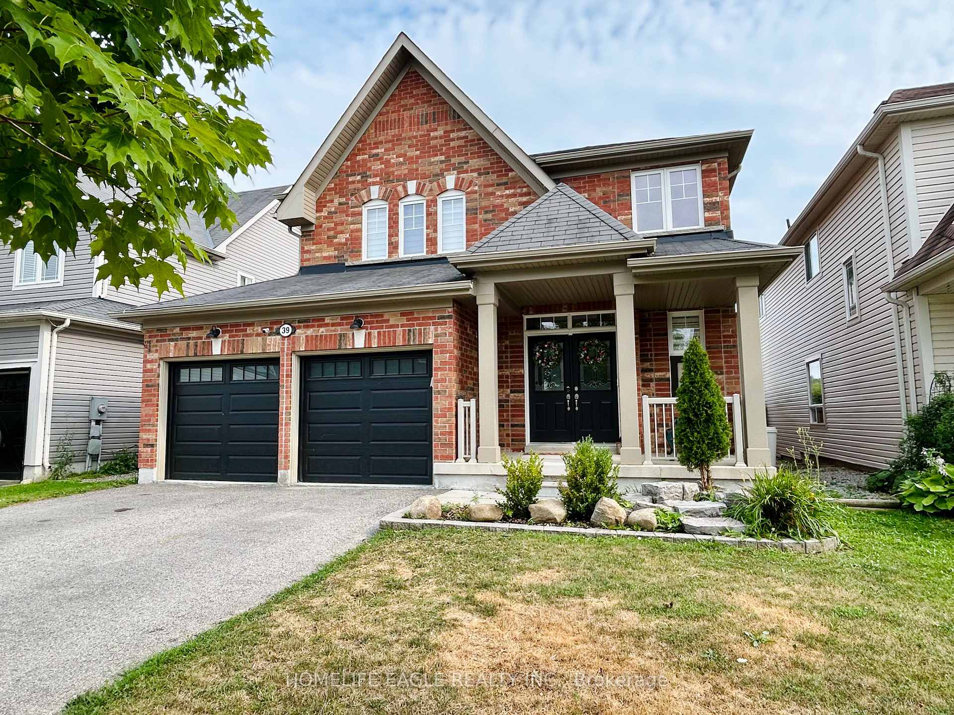 Photo 4 of 39 Bramsey Street, Georgina, Sutton & Jackson's Point — HOMEH
