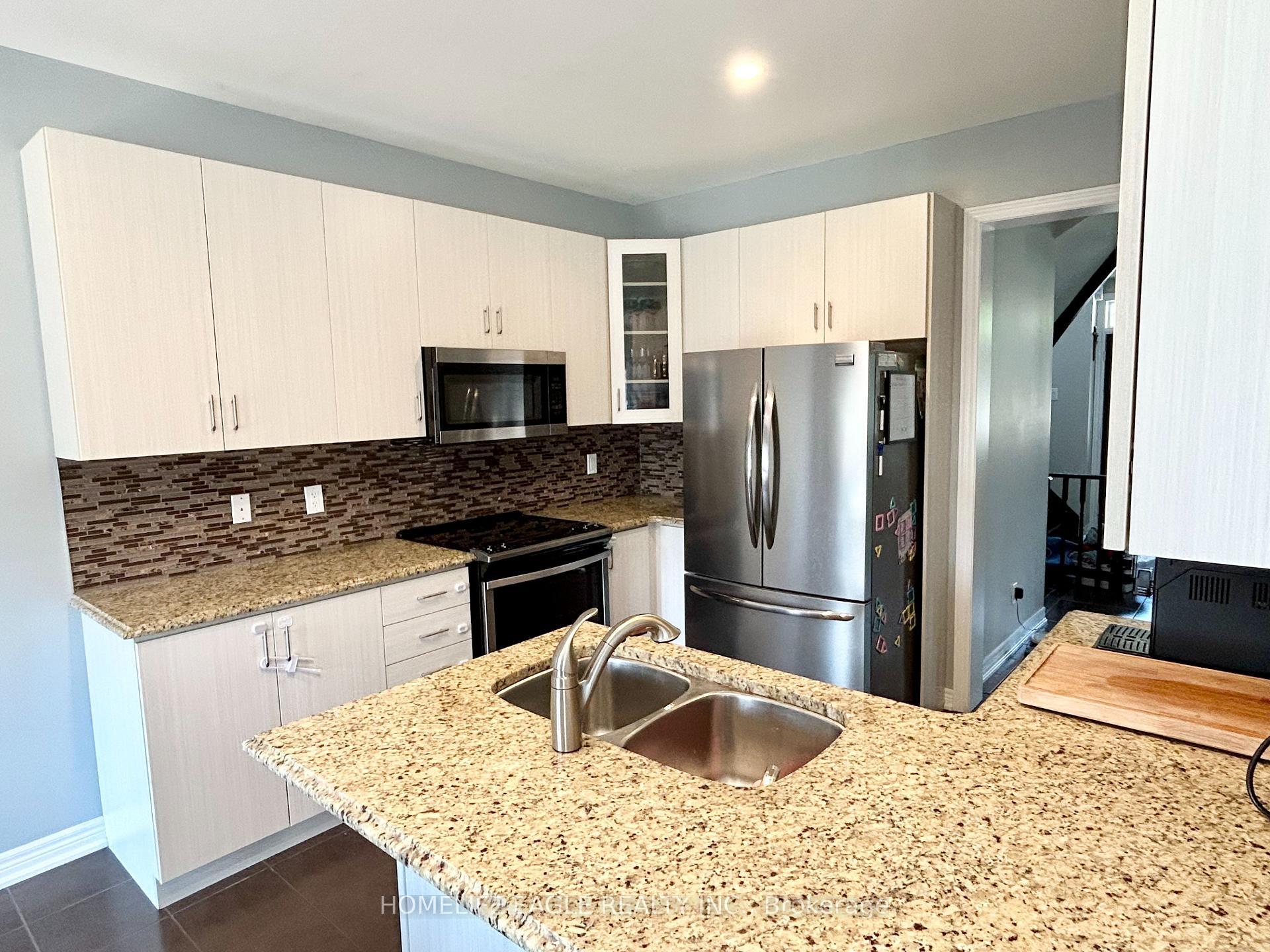 Photo 6 of 39 Bramsey Street, Georgina, Sutton & Jackson's Point — HOMEH