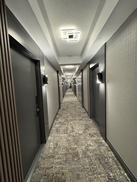 Photo 3 of Unit 718, 7161 Yonge Street, Markham, Thornhill — HOMEH