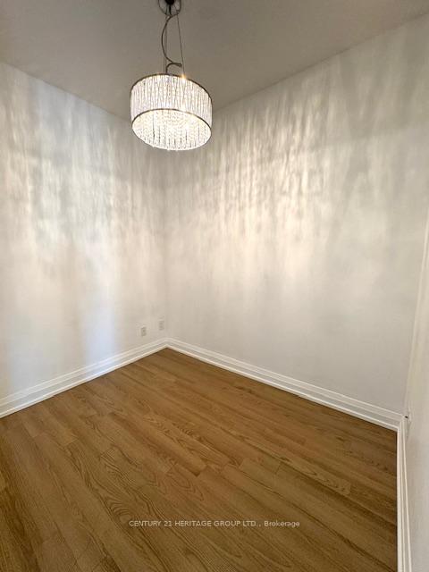Photo 6 of Unit 718, 7161 Yonge Street, Markham, Thornhill — HOMEH