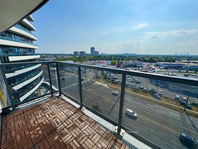 Photo 15 of Unit 718, 7161 Yonge Street, Markham, Thornhill — HOMEH