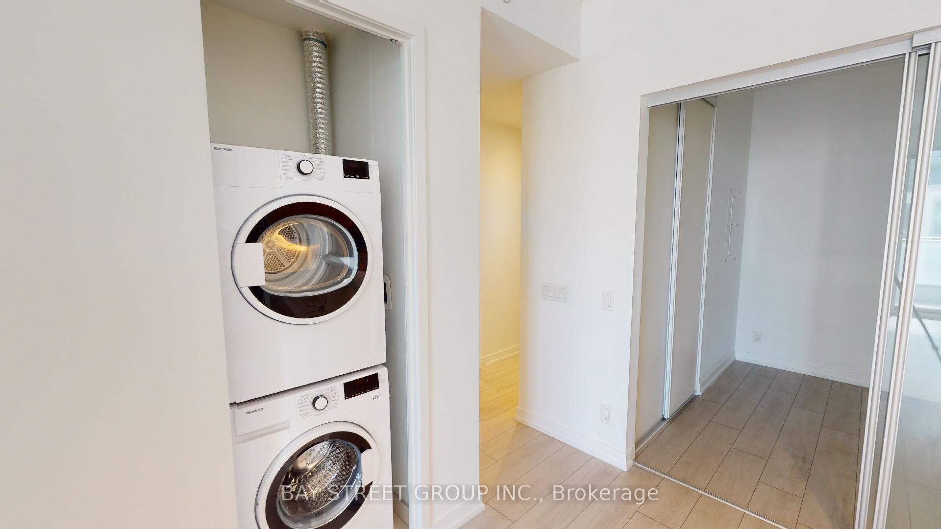 Photo 7 of Unit 3305, 950 Portage Parkway, Vaughan, Vaughan Corporate Centre — HOMEH
