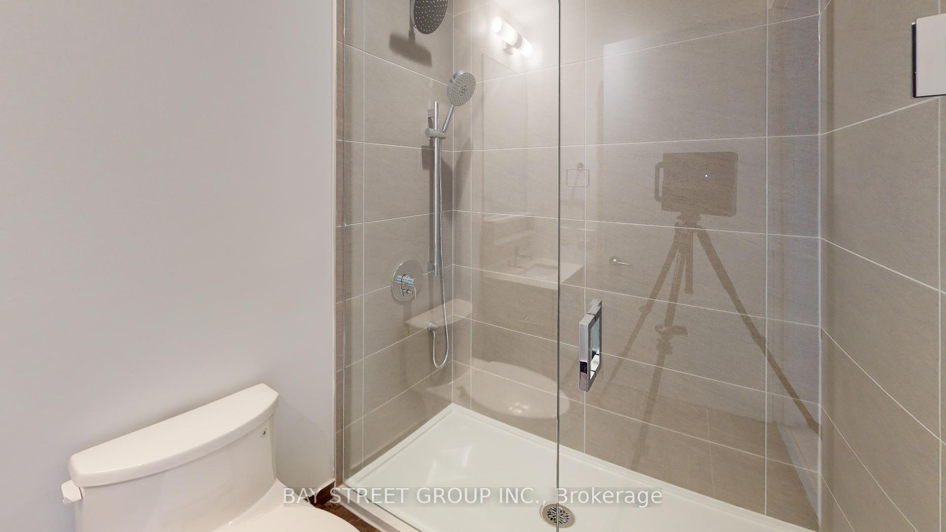 Photo 11 of Unit 3305, 950 Portage Parkway, Vaughan, Vaughan Corporate Centre — HOMEH