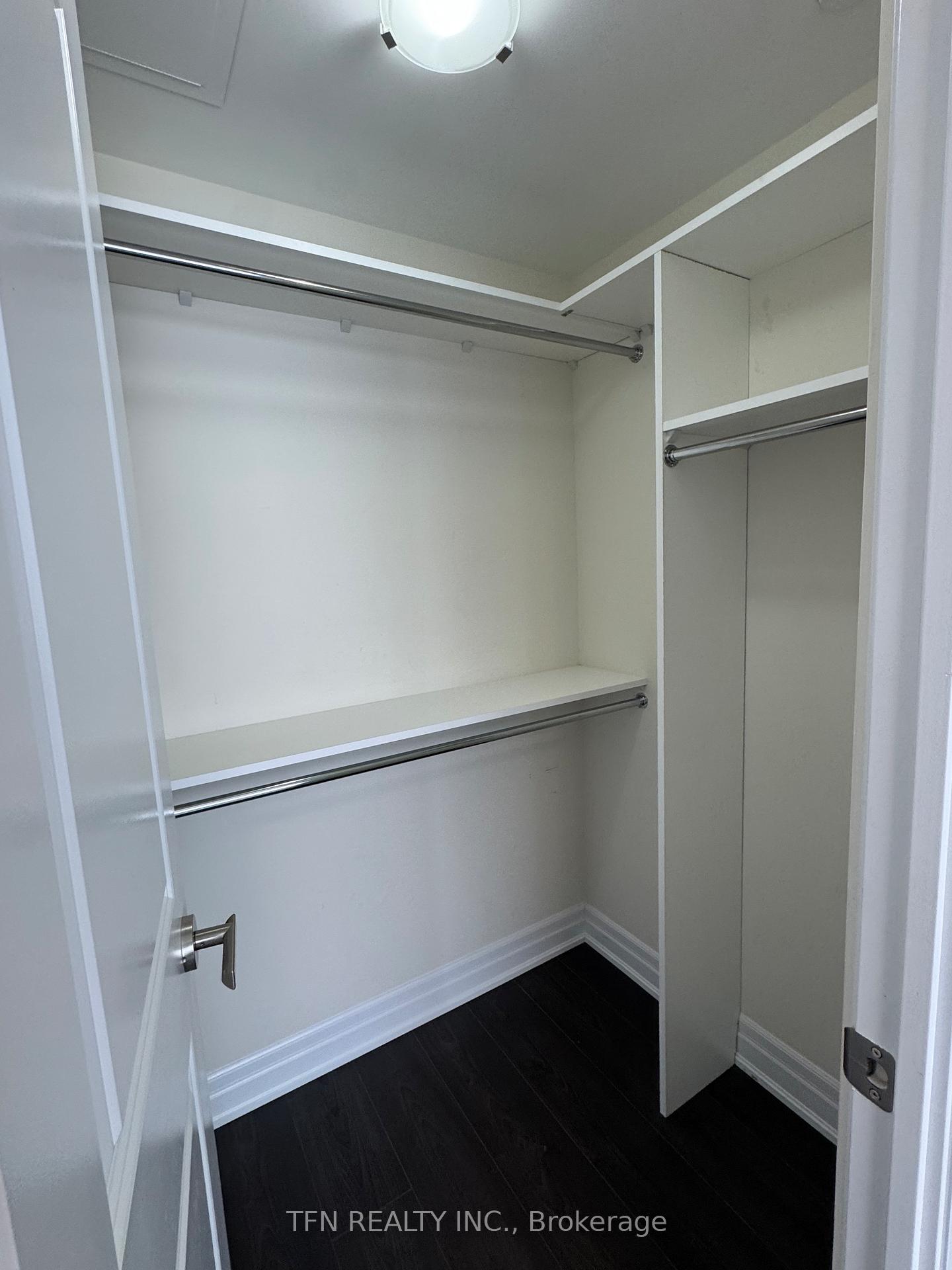 Photo 12 of Unit 1606, 9075 Jane Street, Vaughan, Concord — HOMEH