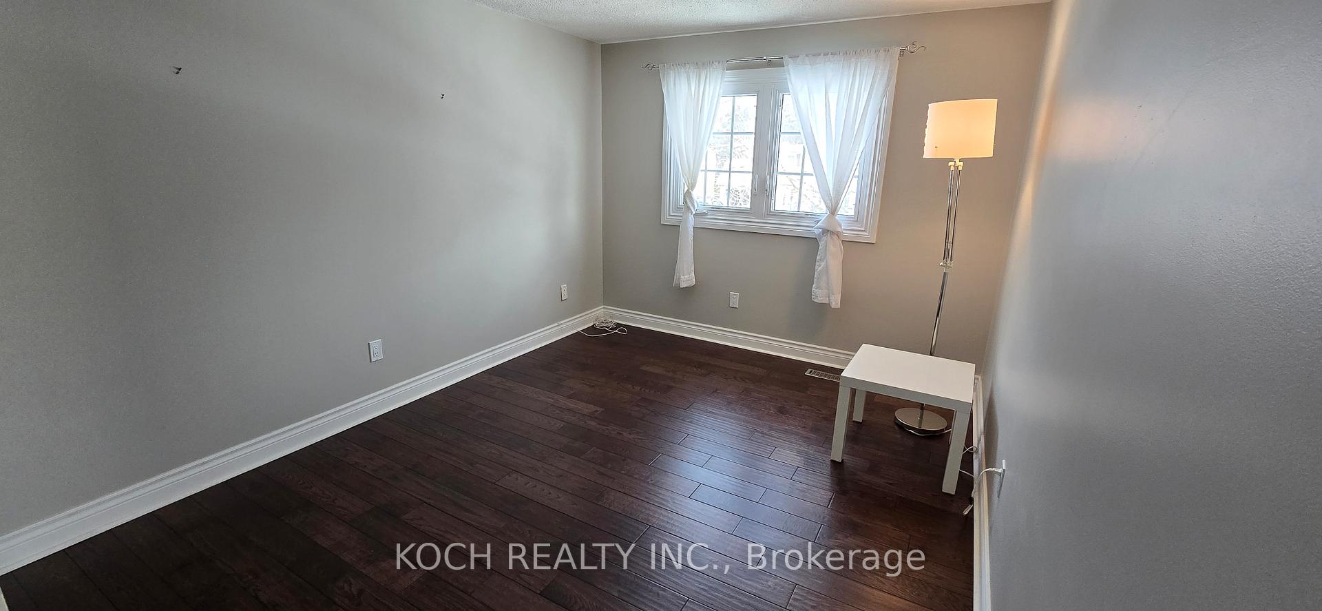 Photo 15 of 38 Corbett Crescent, Aurora, Aurora Highlands — HOMEH