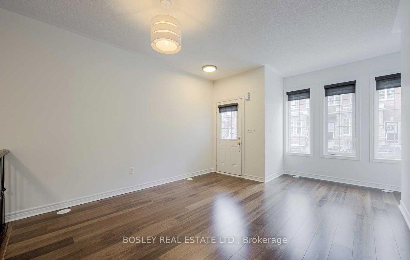 Photo 3 of 17 Carnahan Terrace, Toronto, East End-Danforth — HOMEH