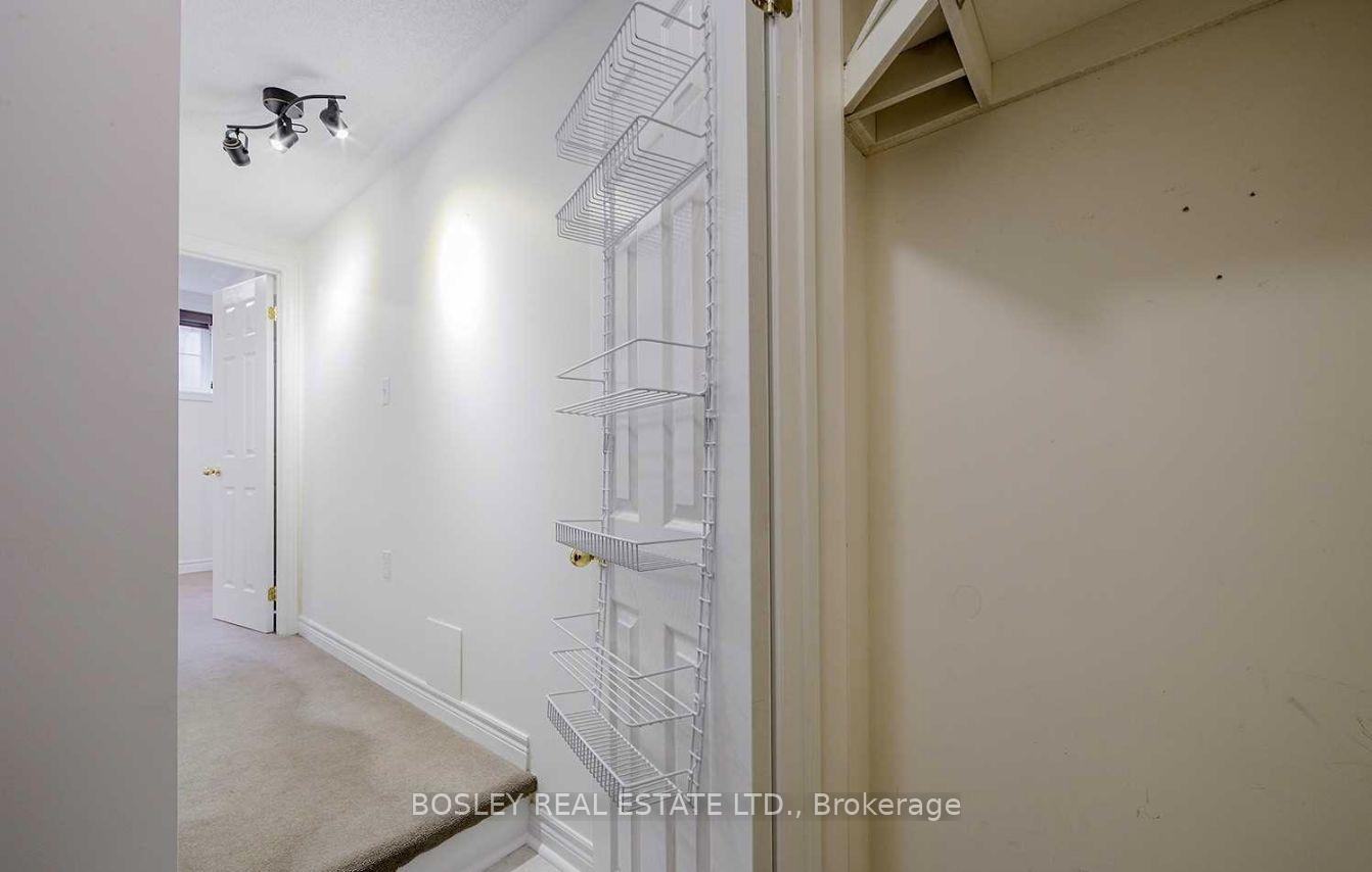 Photo 19 of 17 Carnahan Terrace, Toronto, East End-Danforth — HOMEH