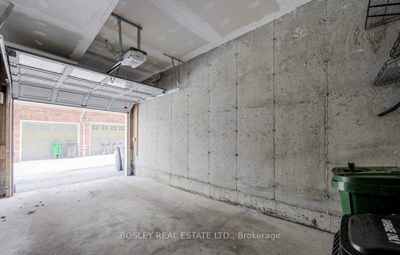 Photo 24 of 17 Carnahan Terrace, Toronto, East End-Danforth — HOMEH