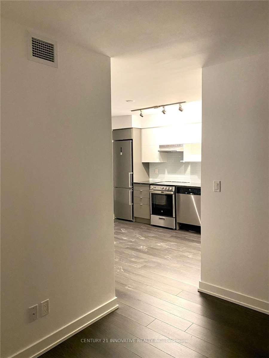 Photo 3 of Unit 409, 120 Varna Drive, Toronto, Englemount-Lawrence — HOMEH