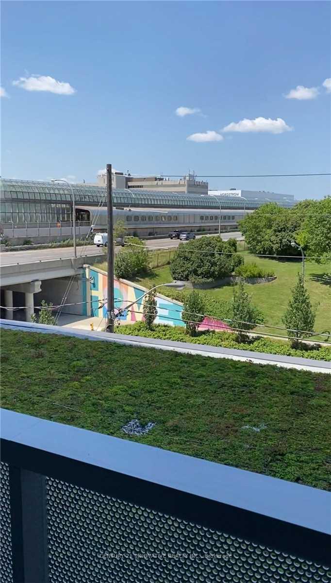 Photo 10 of Unit 409, 120 Varna Drive, Toronto, Englemount-Lawrence — HOMEH