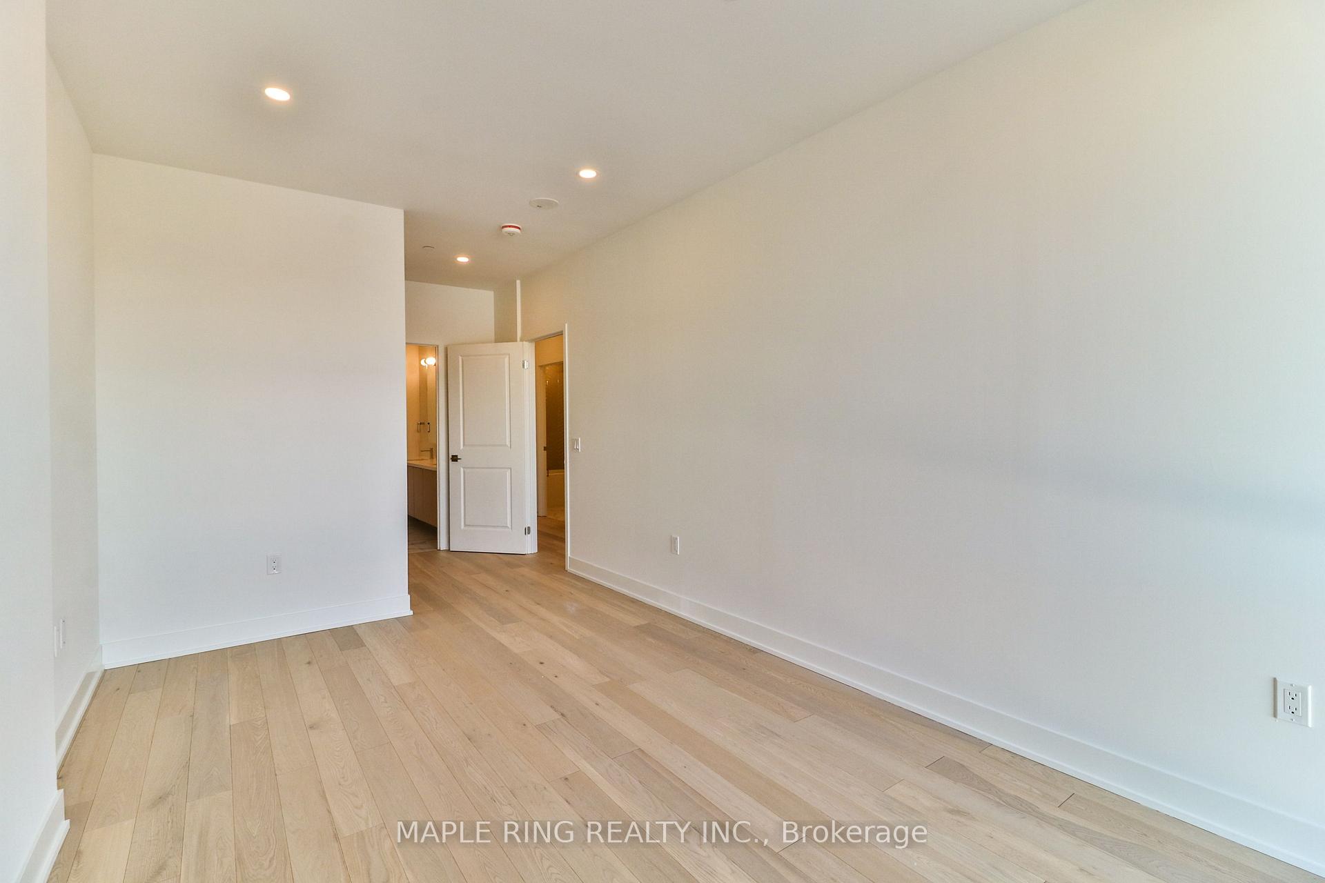 Photo 21 of Unit Th103, 2908 Highway 7 Road, Vaughan, Concord — HOMEH