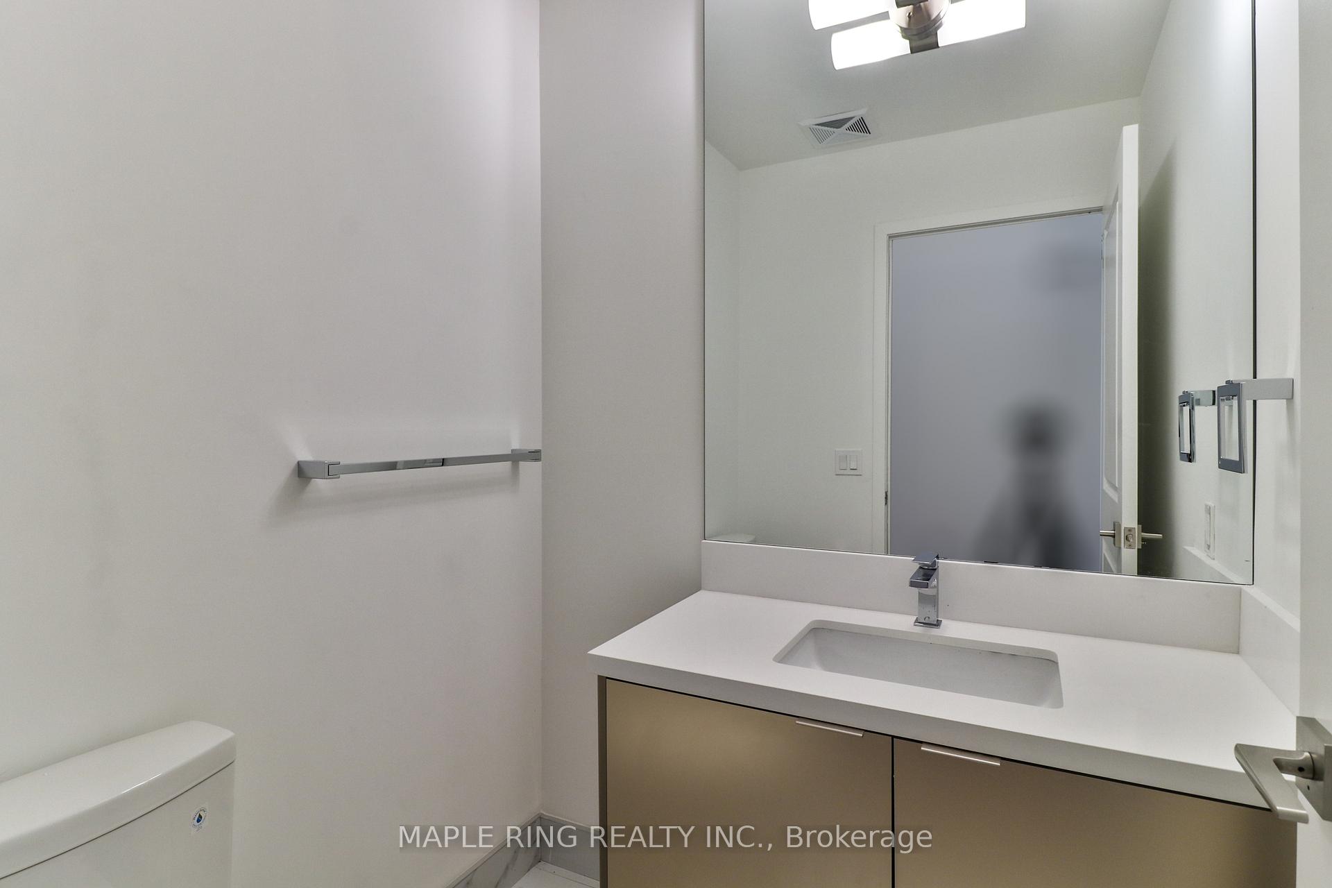 Photo 33 of Unit Th103, 2908 Highway 7 Road, Vaughan, Concord — HOMEH