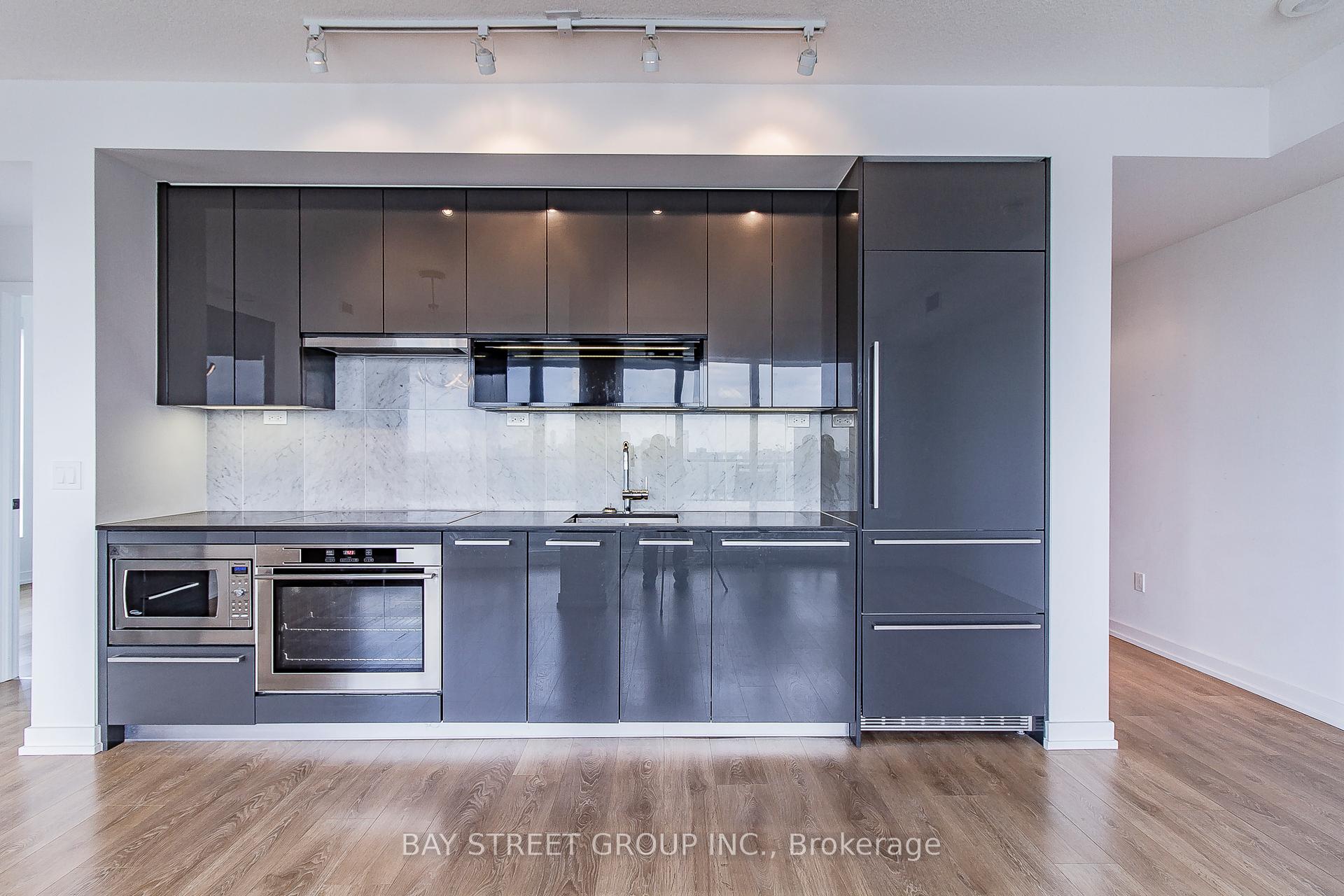 Photo 3 of Unit 2802, 117 Mcmahon Drive, North York, Bayview Village — HOMEH