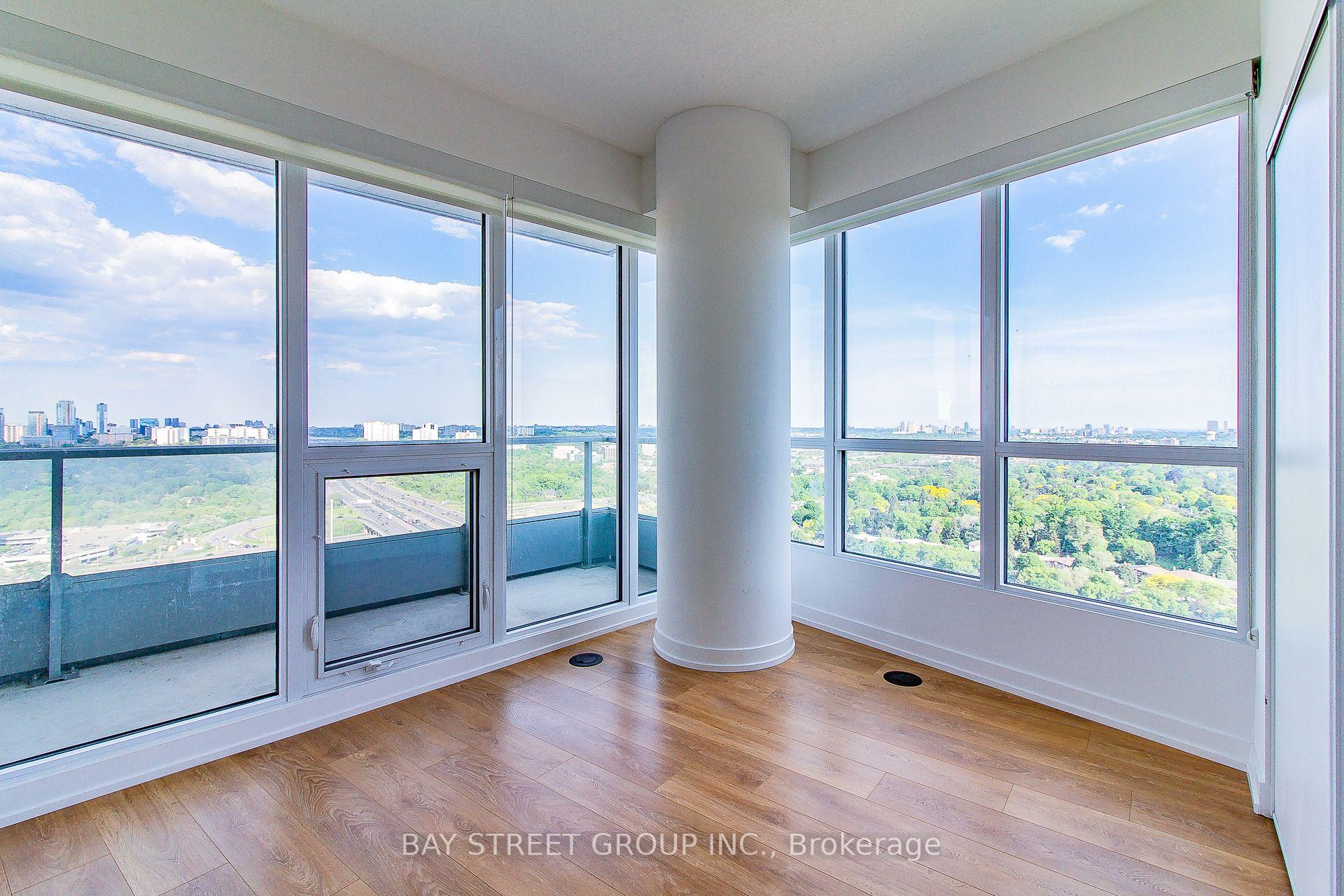 Photo 5 of Unit 2802, 117 Mcmahon Drive, North York, Bayview Village — HOMEH