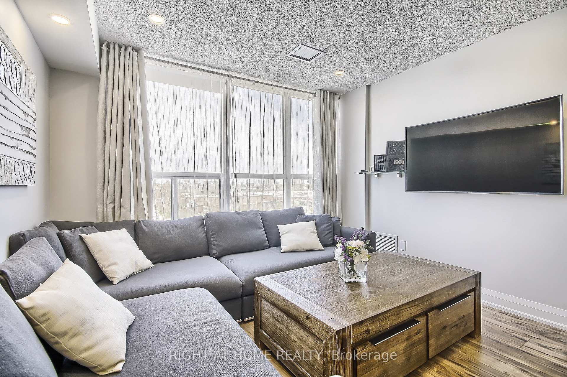 Photo 11 of Unit Ph7, 955 O'connor Drive E, Toronto, O'Connor-Parkview — HOMEH