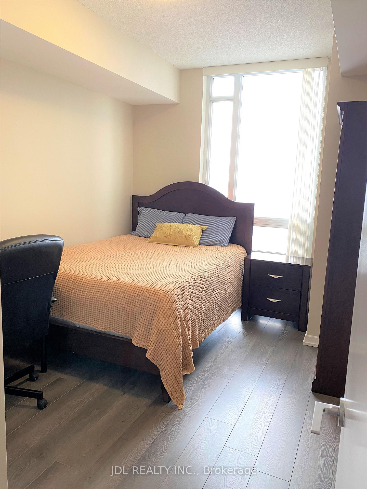Photo 11 of Unit 1706, 66 Forest Manor Road, North York, Henry Farm — HOMEH