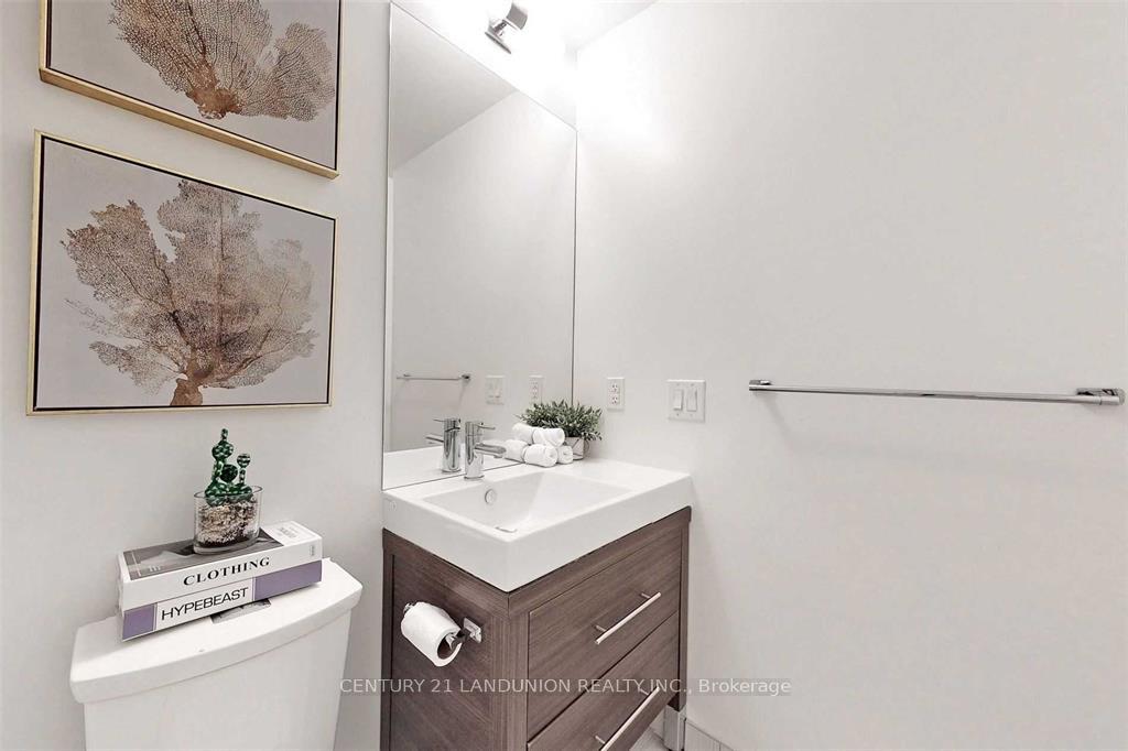 Photo 5 of Unit 3407, 70 Forest Manor Road, North York, Henry Farm — HOMEH