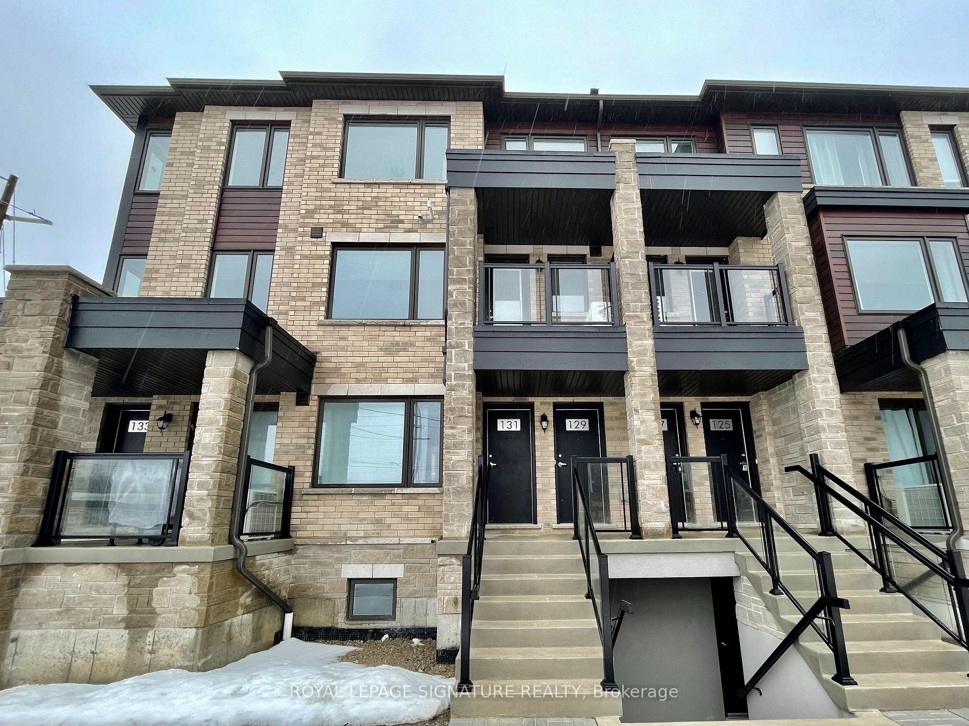 Photo 1 of Unit 3, 129 Appletree Lane, Barrie, Innis-Shore — HOMEH