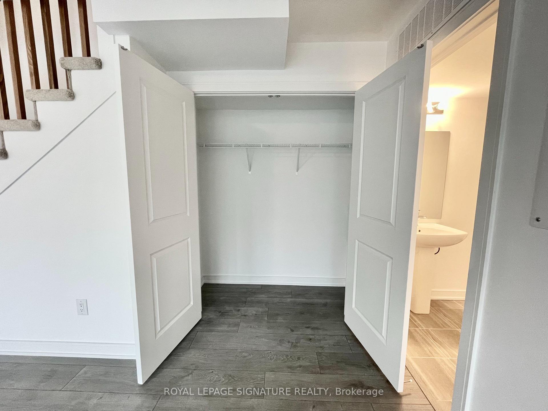 Photo 13 of Unit 3, 129 Appletree Lane, Barrie, Innis-Shore — HOMEH