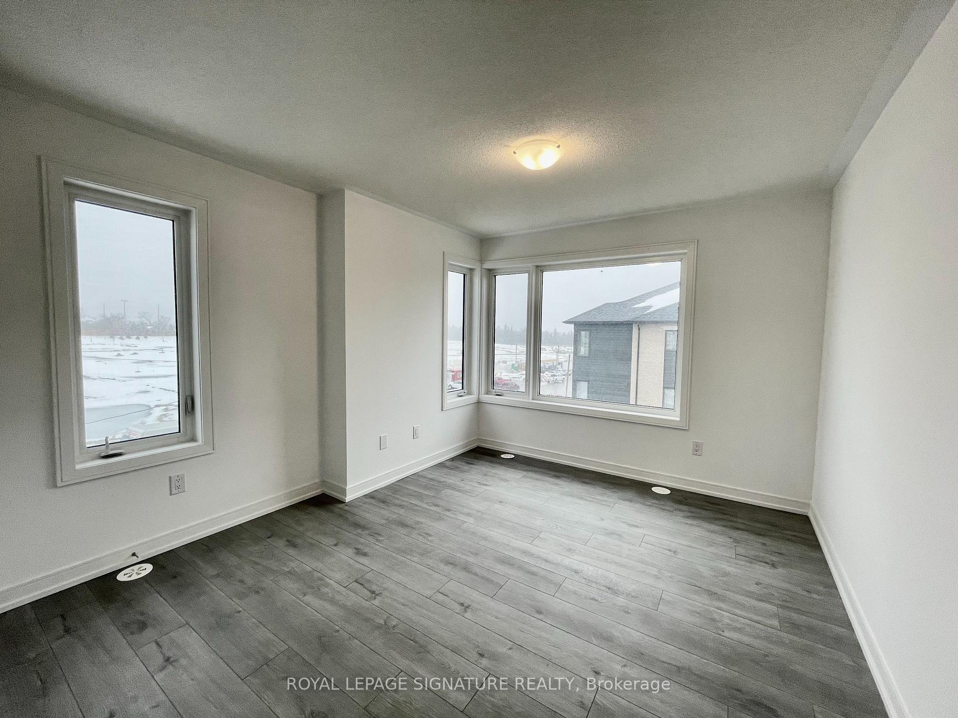 Photo 20 of Unit 3, 129 Appletree Lane, Barrie, Innis-Shore — HOMEH