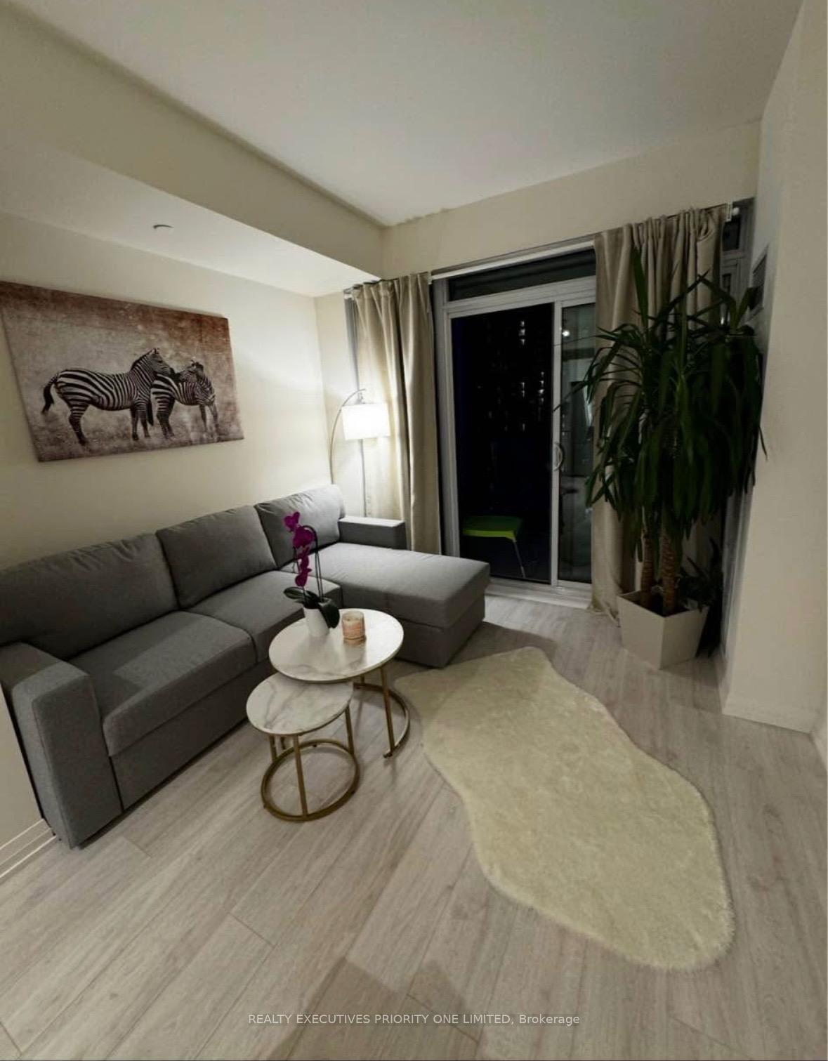 Photo 7 of Unit 1416, 9000 Jane Street, Vaughan, Vellore Village — HOMEH