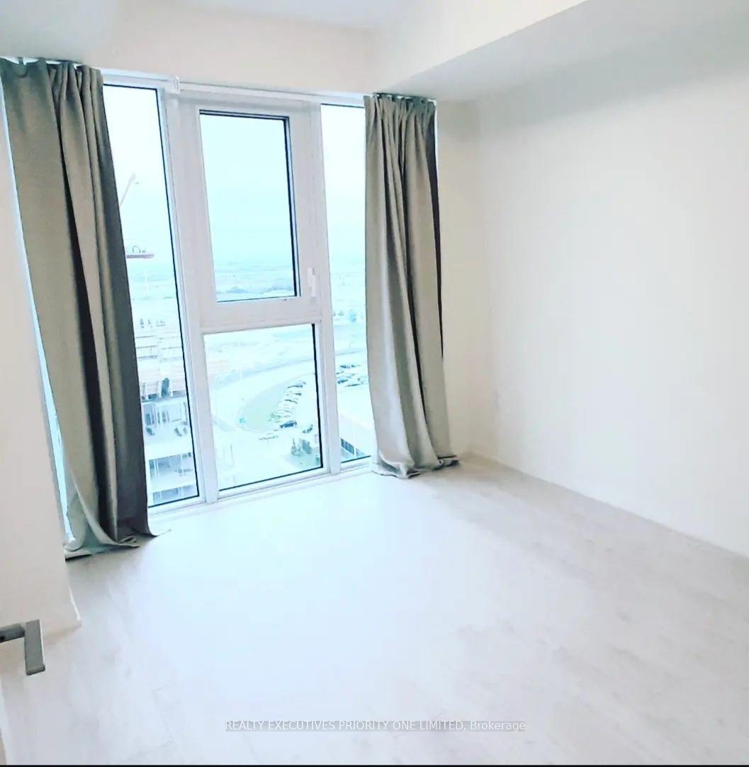 Photo 11 of Unit 1416, 9000 Jane Street, Vaughan, Vellore Village — HOMEH