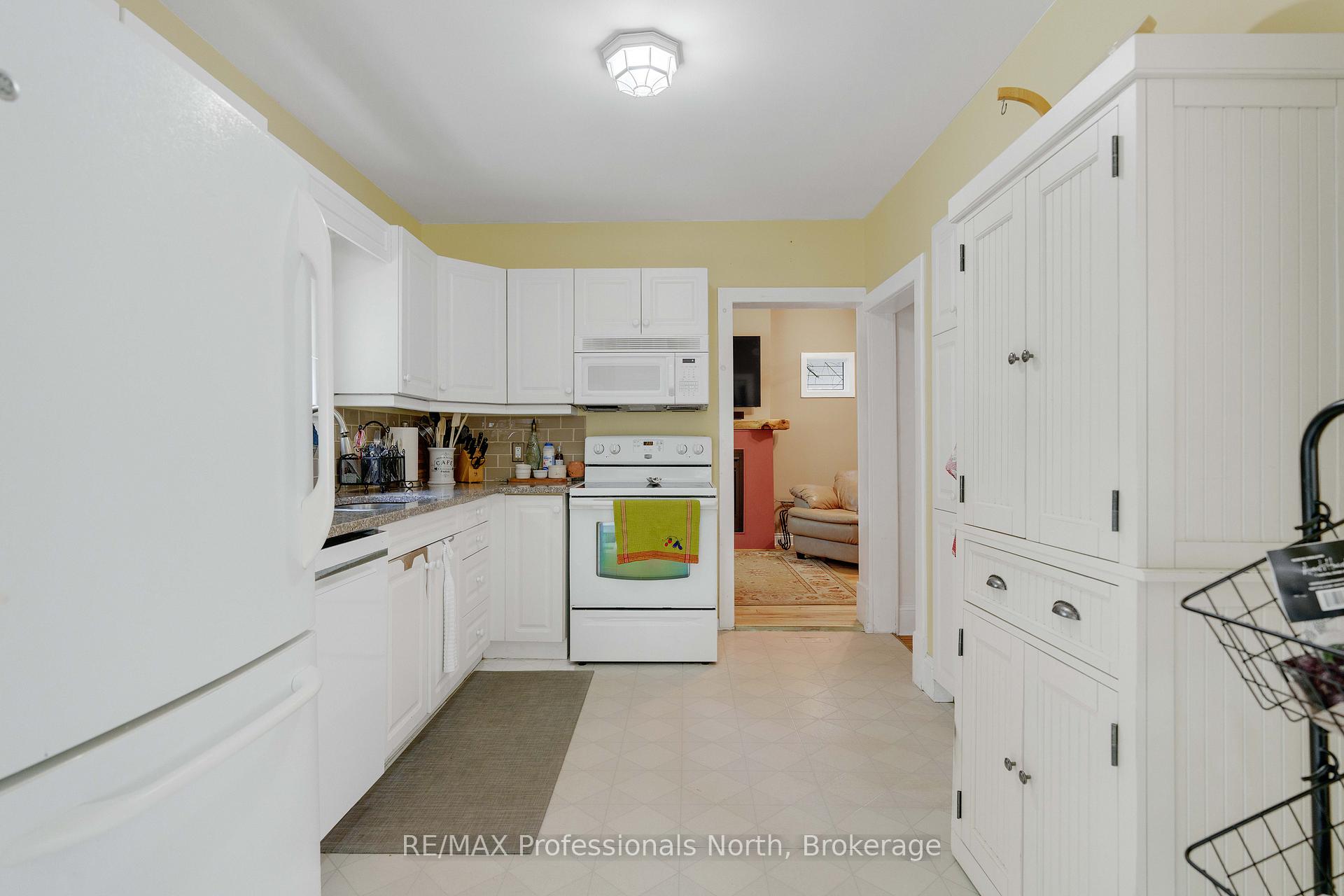 Photo 25 of 550 Wagner Street, Gravenhurst, Muskoka (S) — HOMEH