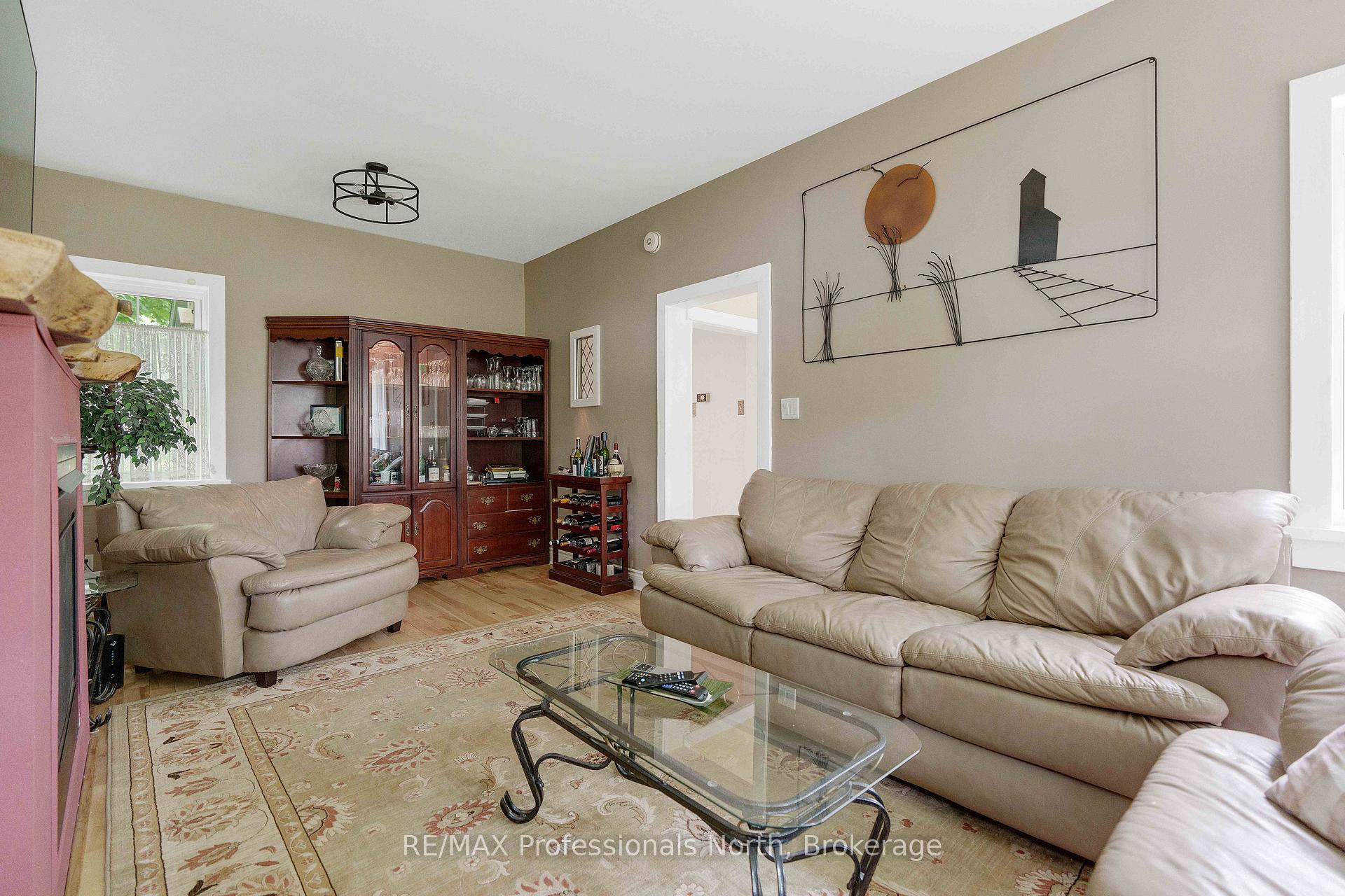 Photo 29 of 550 Wagner Street, Gravenhurst, Muskoka (S) — HOMEH