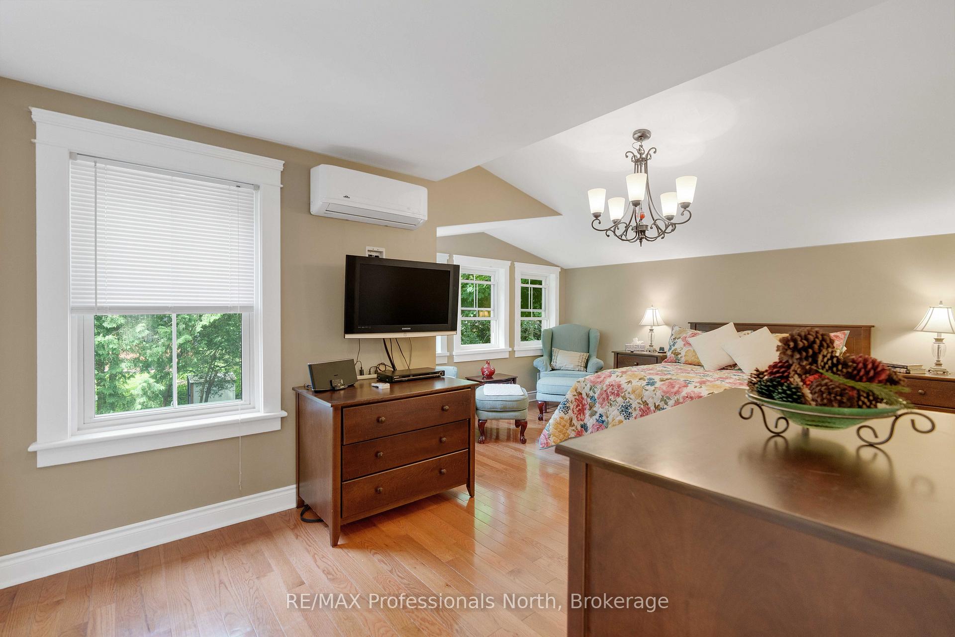 Photo 34 of 550 Wagner Street, Gravenhurst, Muskoka (S) — HOMEH