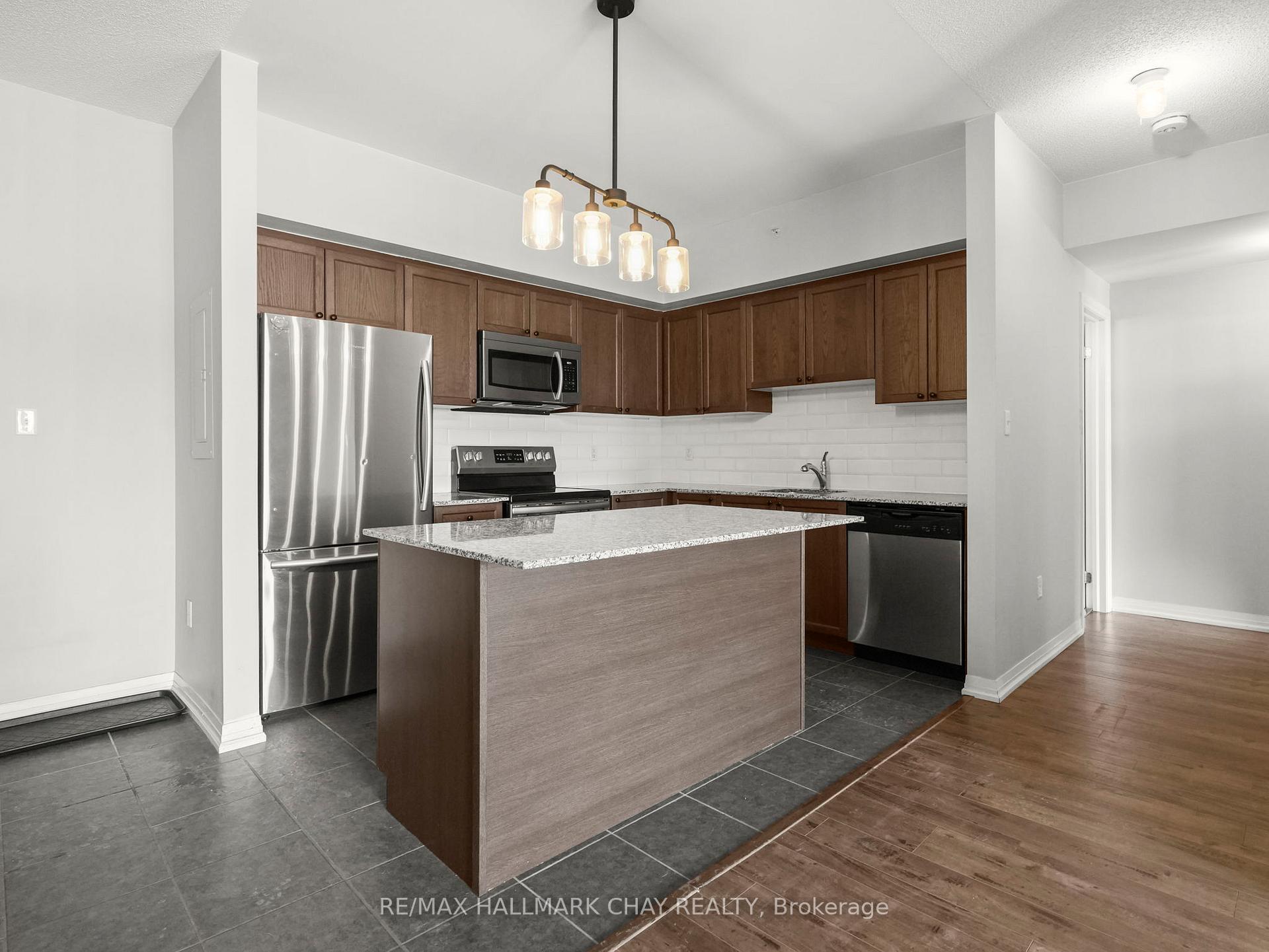 Photo 12 of Unit #405, 306 Essa Road, Barrie, Ardagh — HOMEH