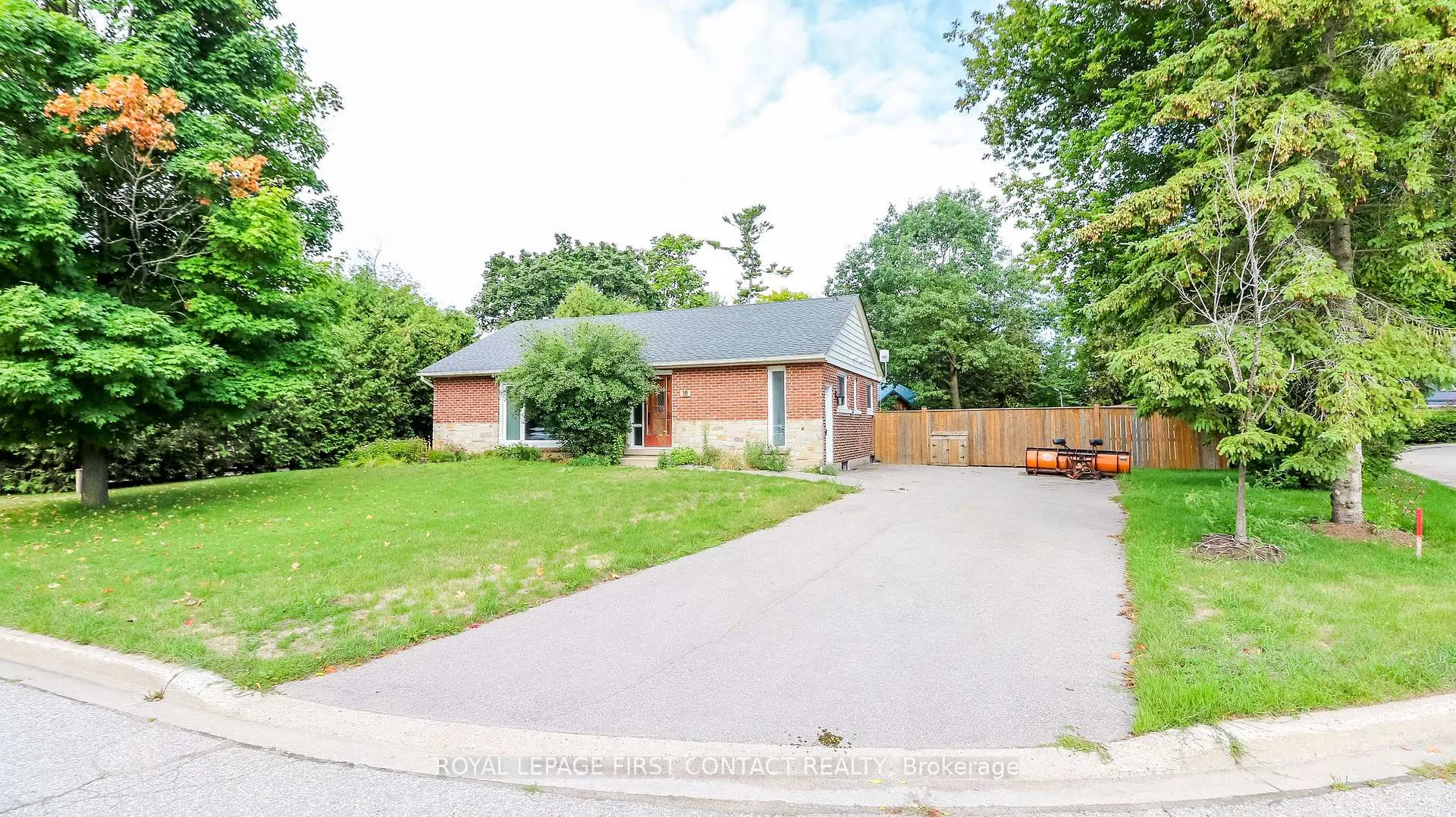 Photo 1 of 18 Carberry Street, Erin, Hillsburgh — HOMEH
