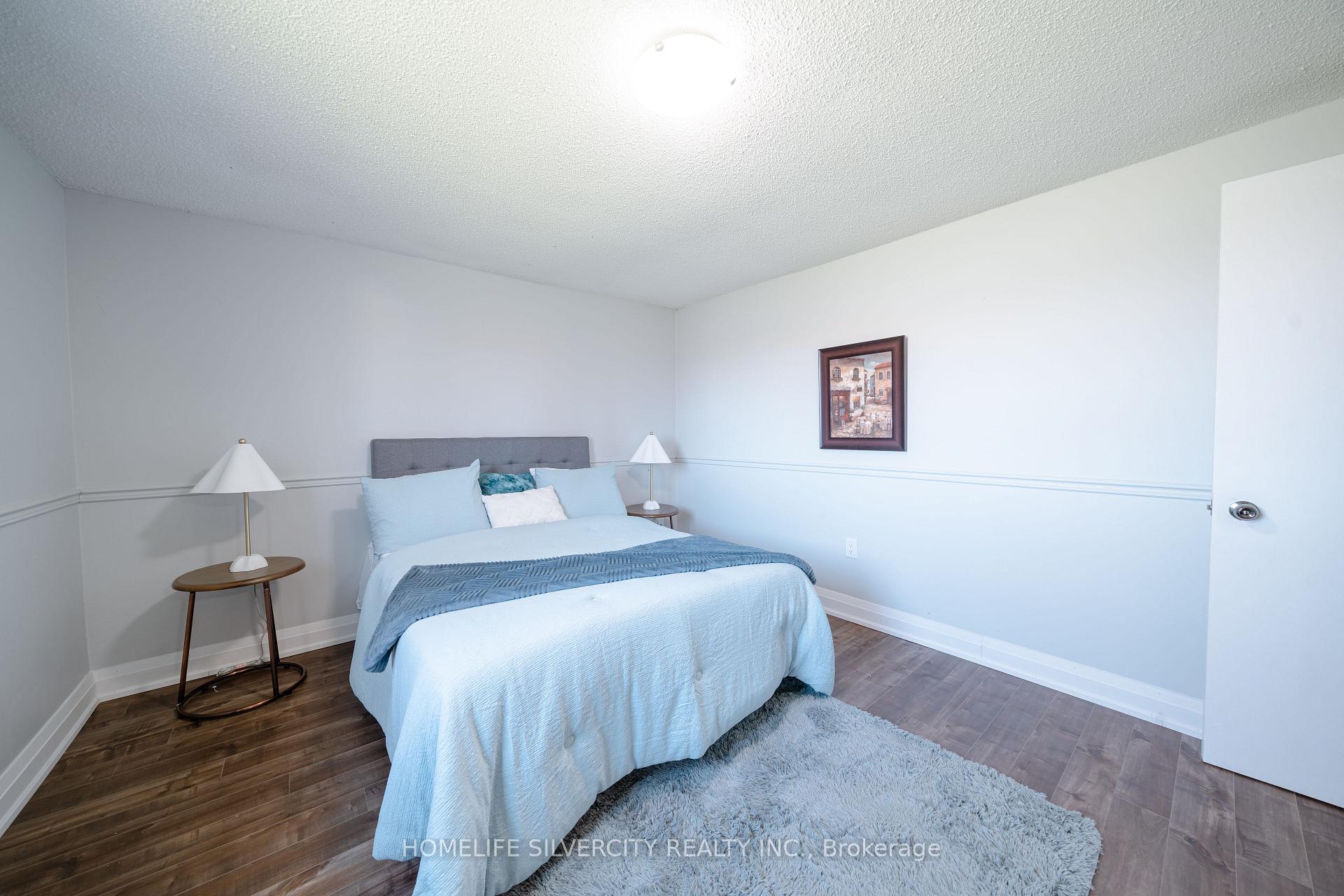 Photo 22 of 117 Hickling Trail, Barrie, Grove East — HOMEH