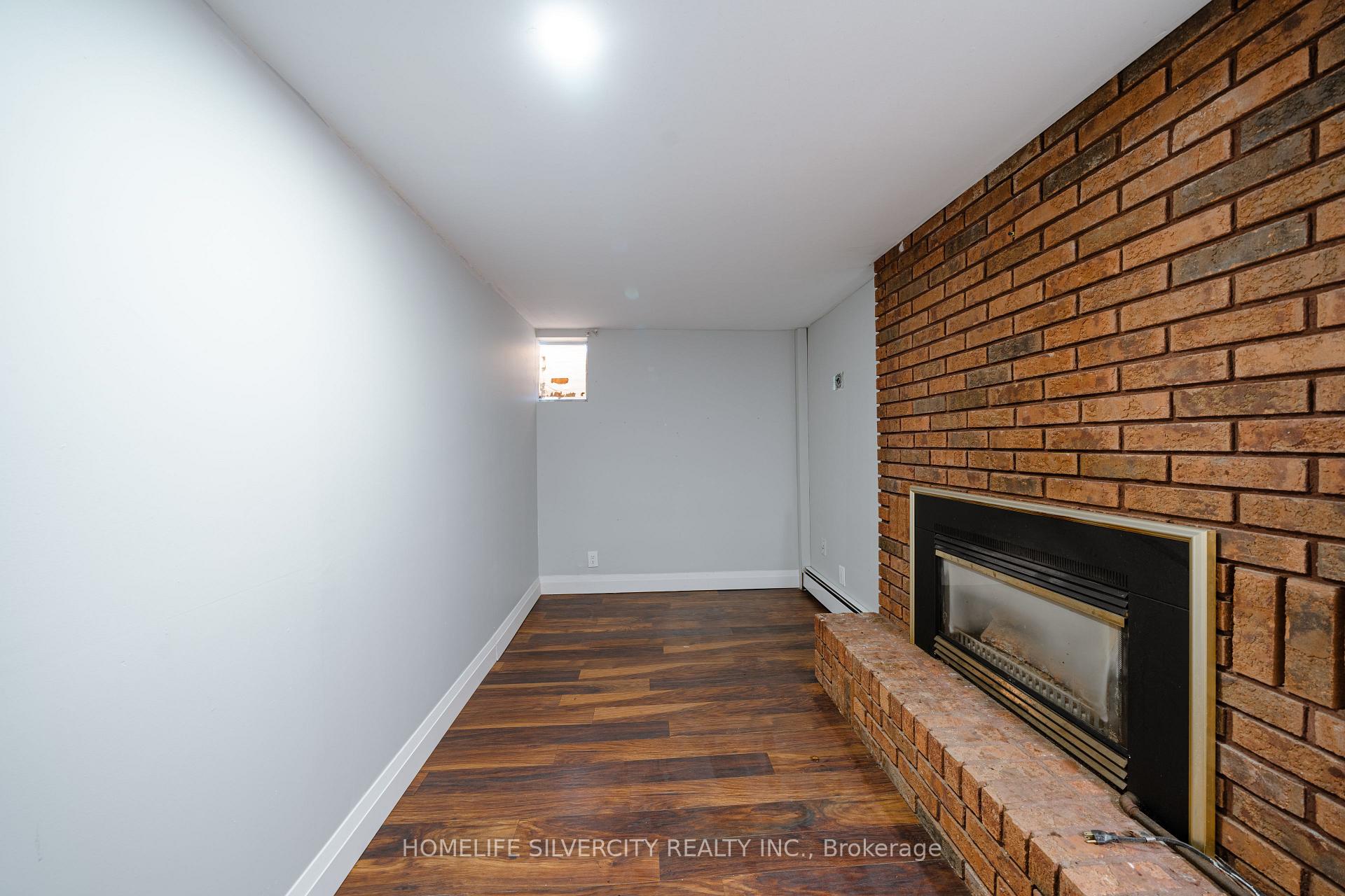 Photo 30 of 117 Hickling Trail, Barrie, Grove East — HOMEH