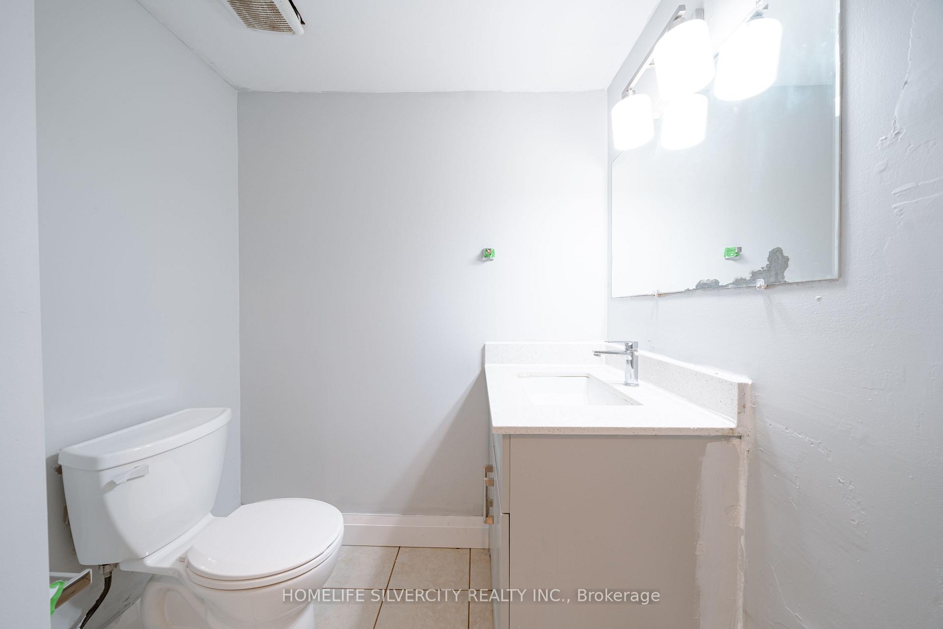 Photo 32 of 117 Hickling Trail, Barrie, Grove East — HOMEH