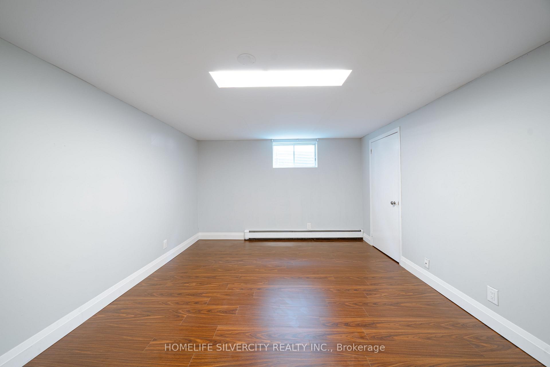 Photo 36 of 117 Hickling Trail, Barrie, Grove East — HOMEH