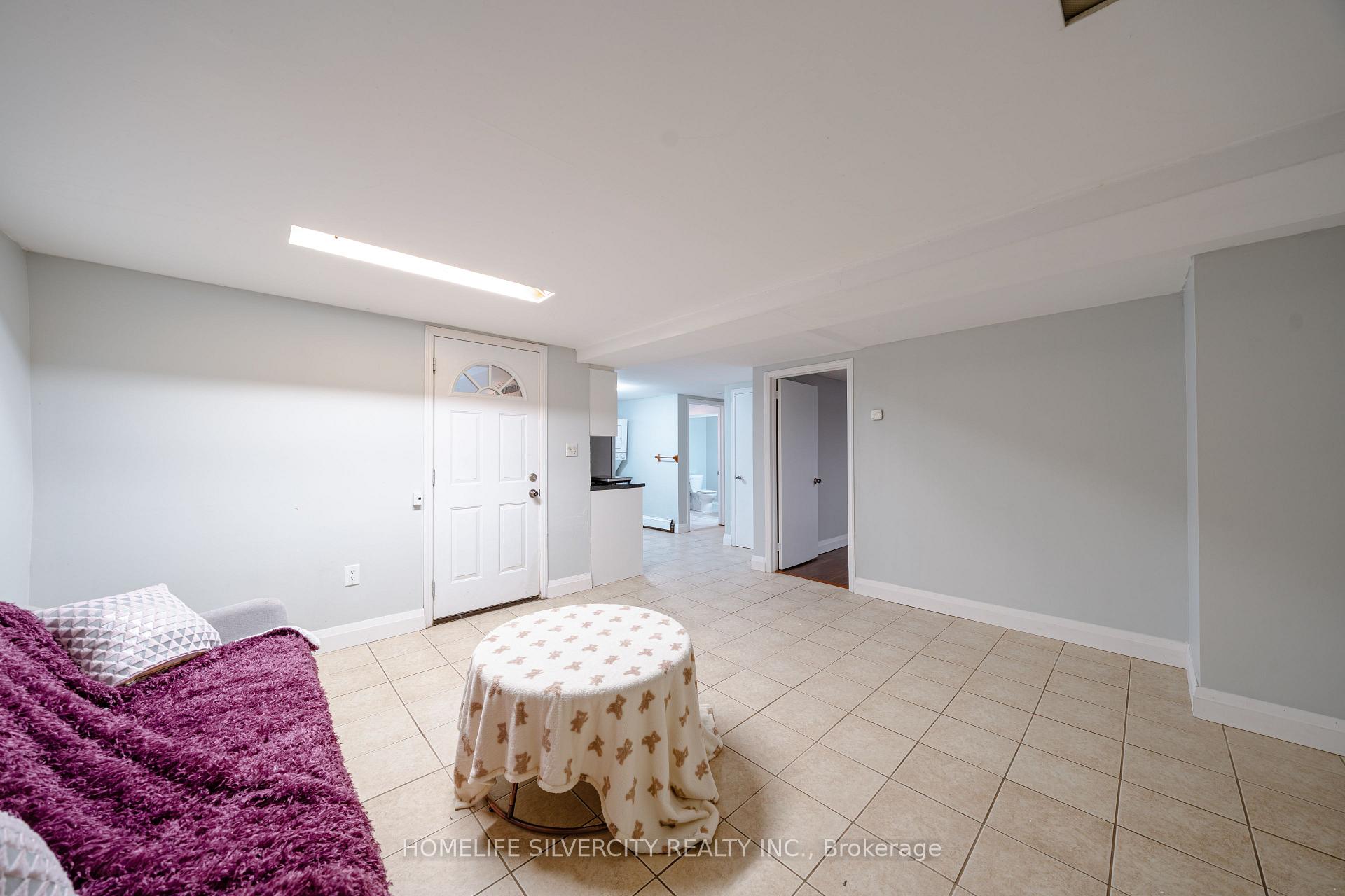 Photo 39 of 117 Hickling Trail, Barrie, Grove East — HOMEH