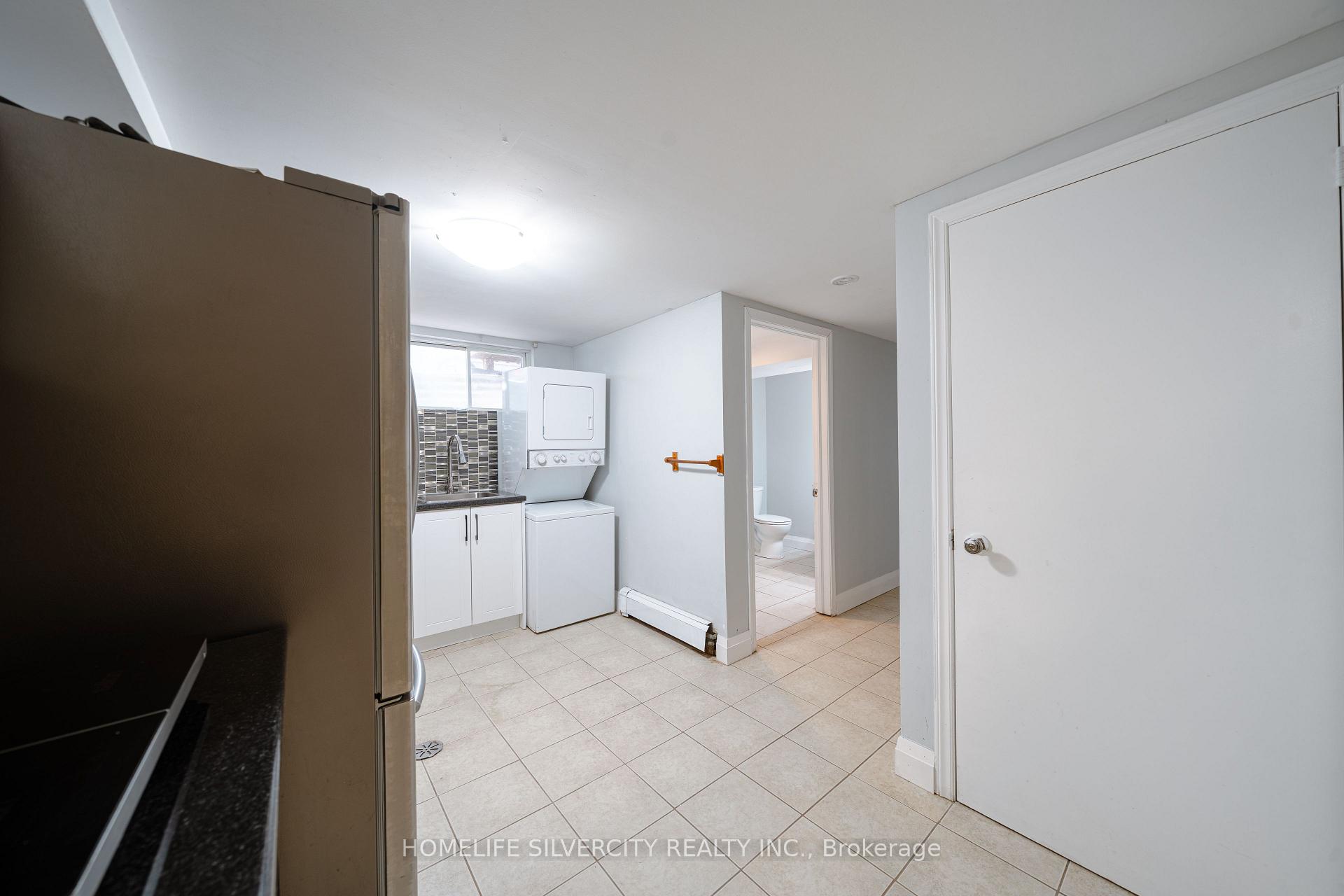 Photo 43 of 117 Hickling Trail, Barrie, Grove East — HOMEH