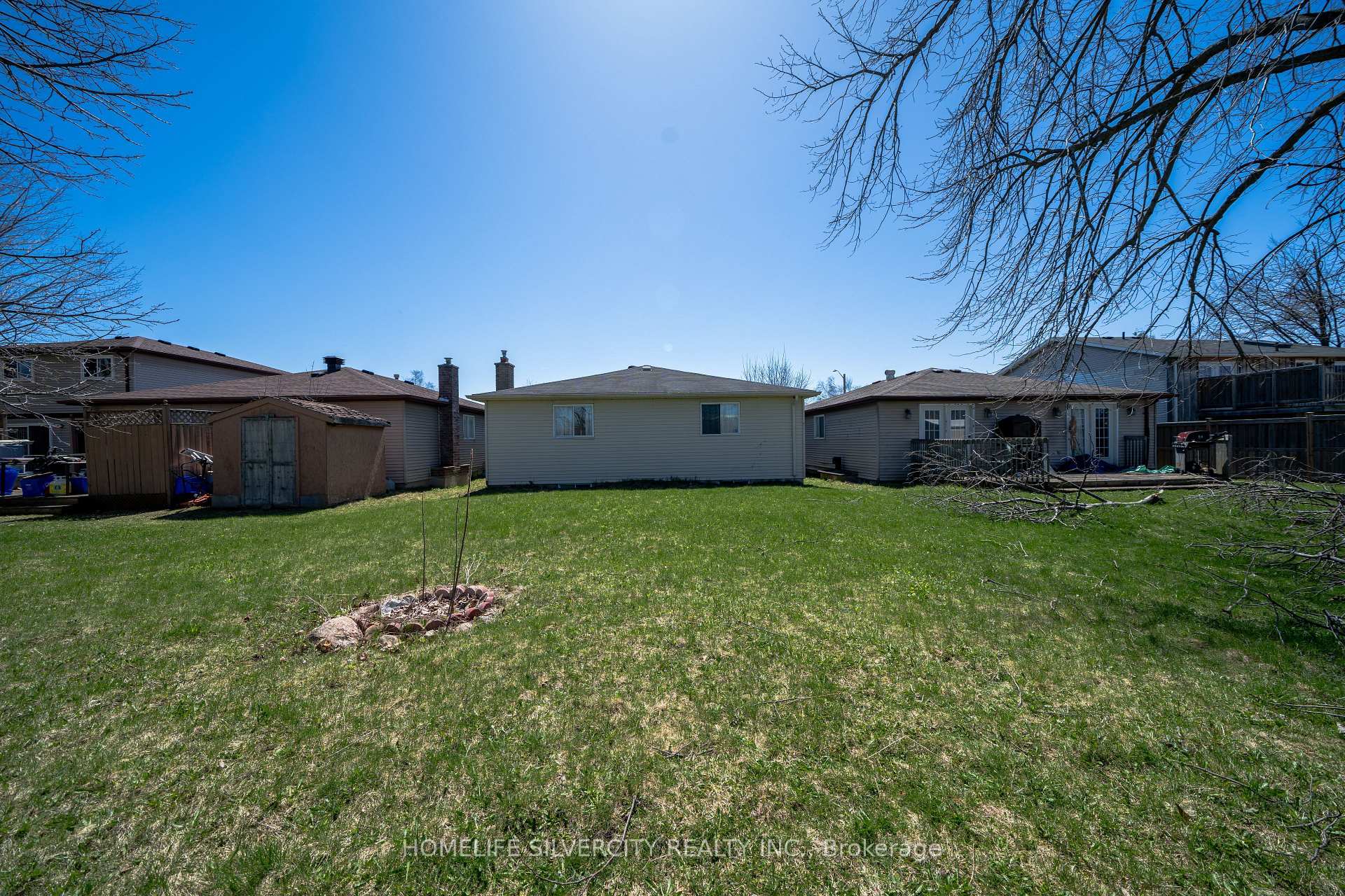 Photo 49 of 117 Hickling Trail, Barrie, Grove East — HOMEH