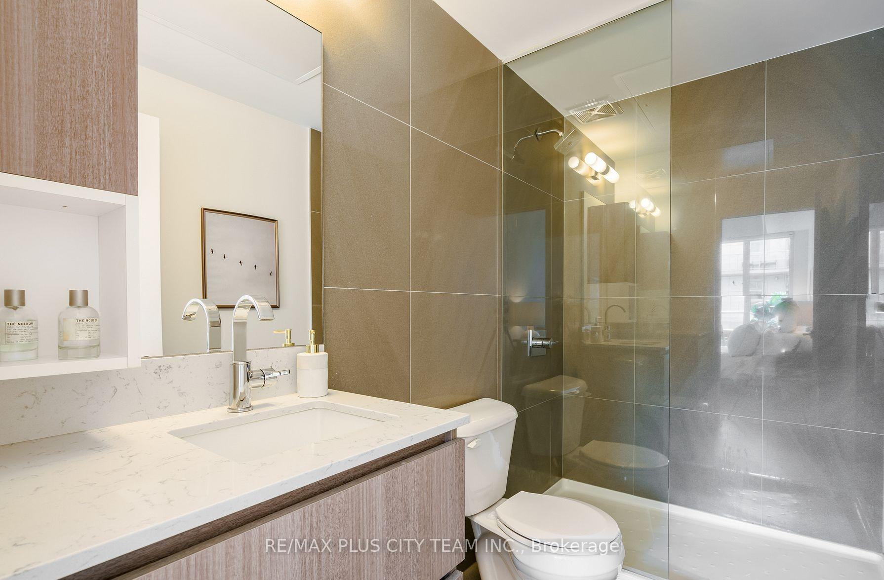 Photo 16 of Unit 915, 30 Baseball Place, Toronto, South Riverdale — HOMEH