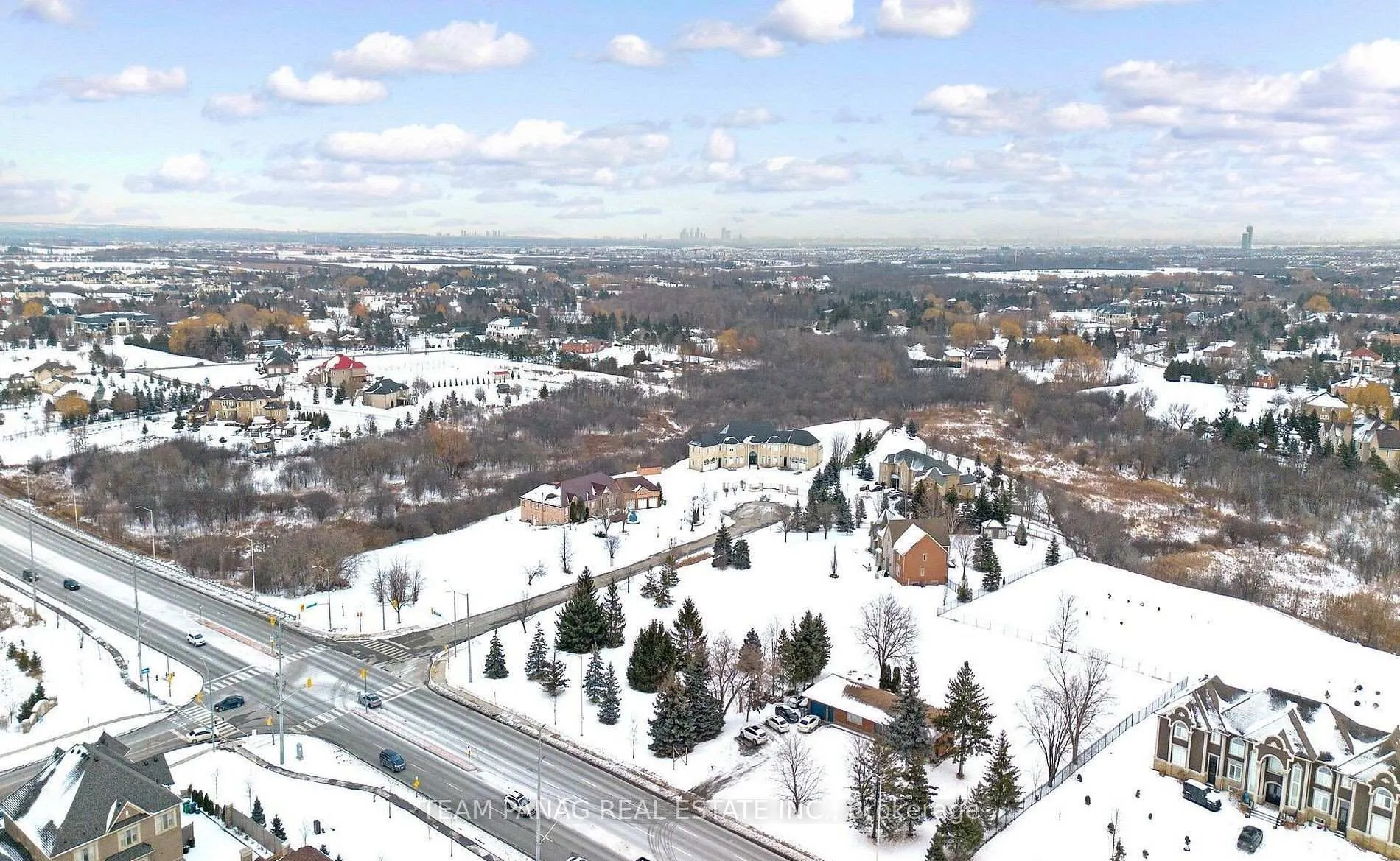 Photo 8 of 3821 Countryside Drive, Brampton, Toronto Gore Rural Estate — HOMEH