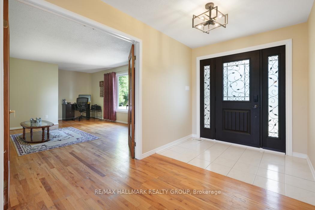 Photo 6 of 3983 Woodkilton Road, Ottawa, Dunrobin — HOMEH