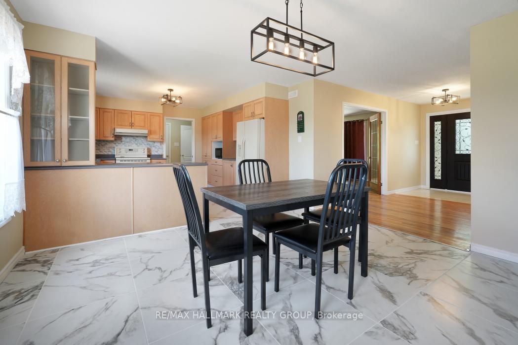 Photo 9 of 3983 Woodkilton Road, Ottawa, Dunrobin — HOMEH